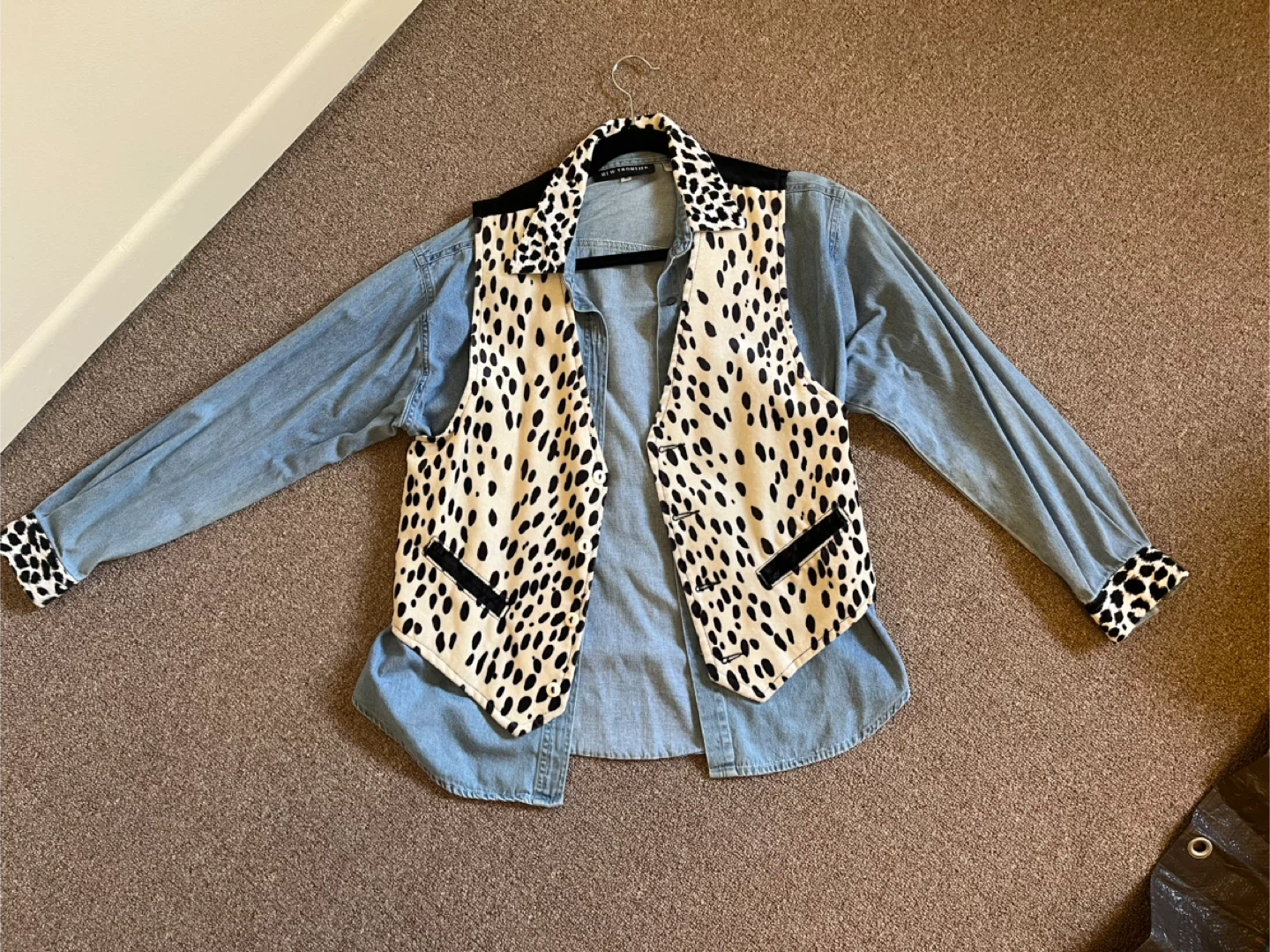 Long Sleeves with Vest-Dalmatian Print
