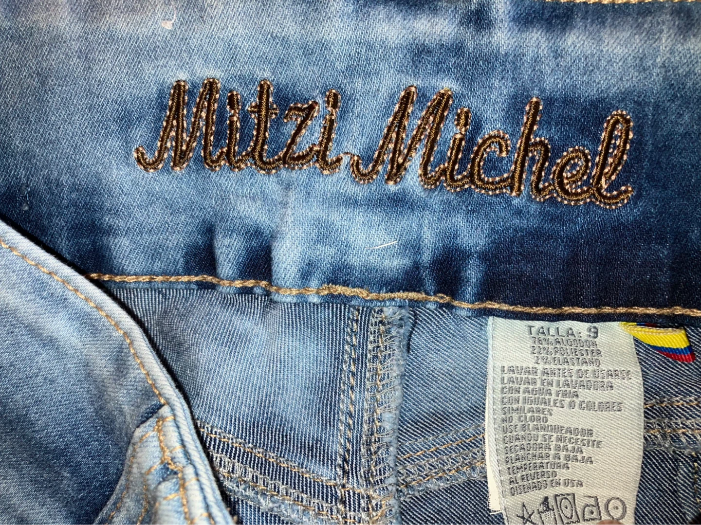 Like New-Mitzi Michel Women's Jeans Size 9 Blue Wash - photo 3