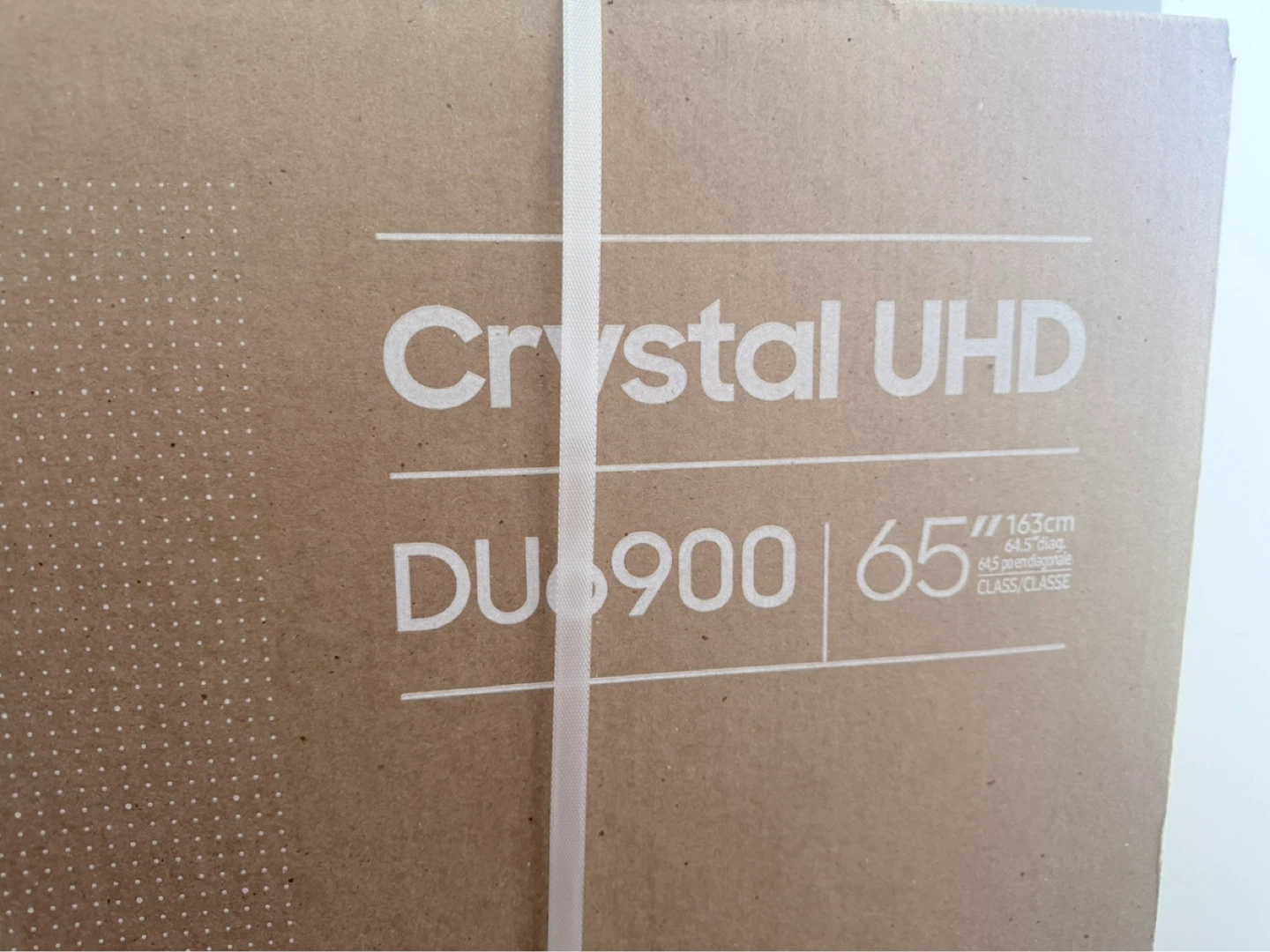 Samsung 65" Crystal UHD DU900 TV - photo 2