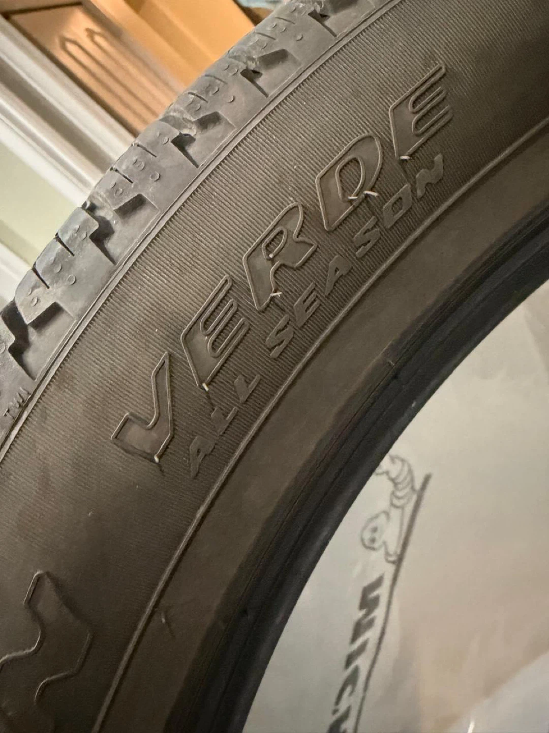 Pirelli Truck Tyres - Set of 4 -$1000 - photo 5