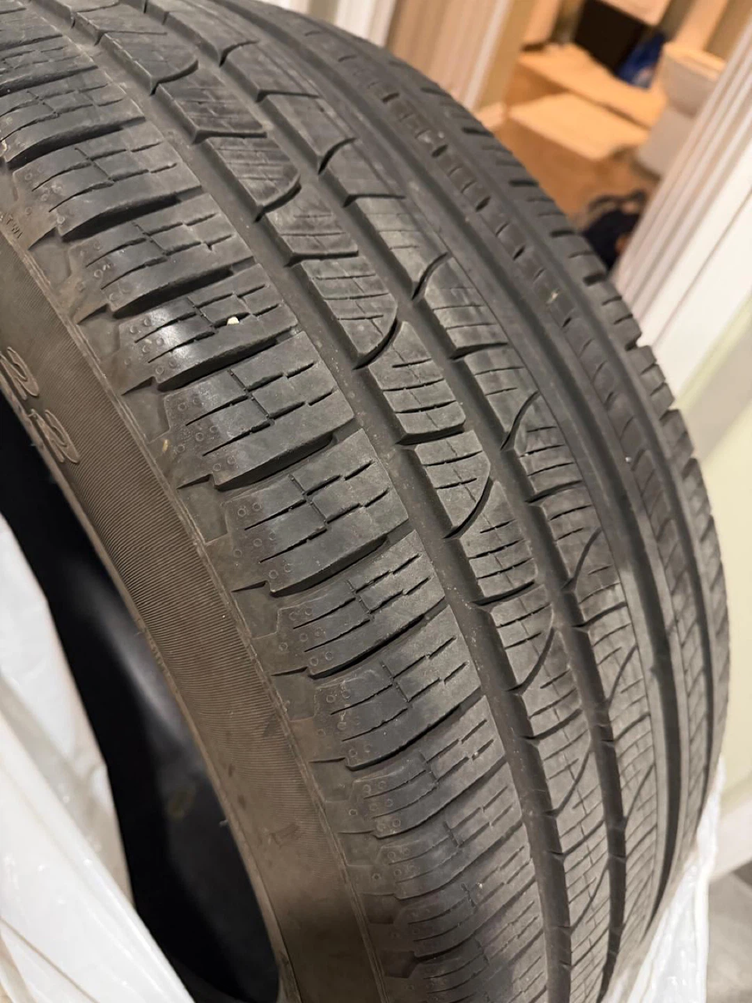 Pirelli Truck Tyres - Set of 4 -$1000 - photo 3