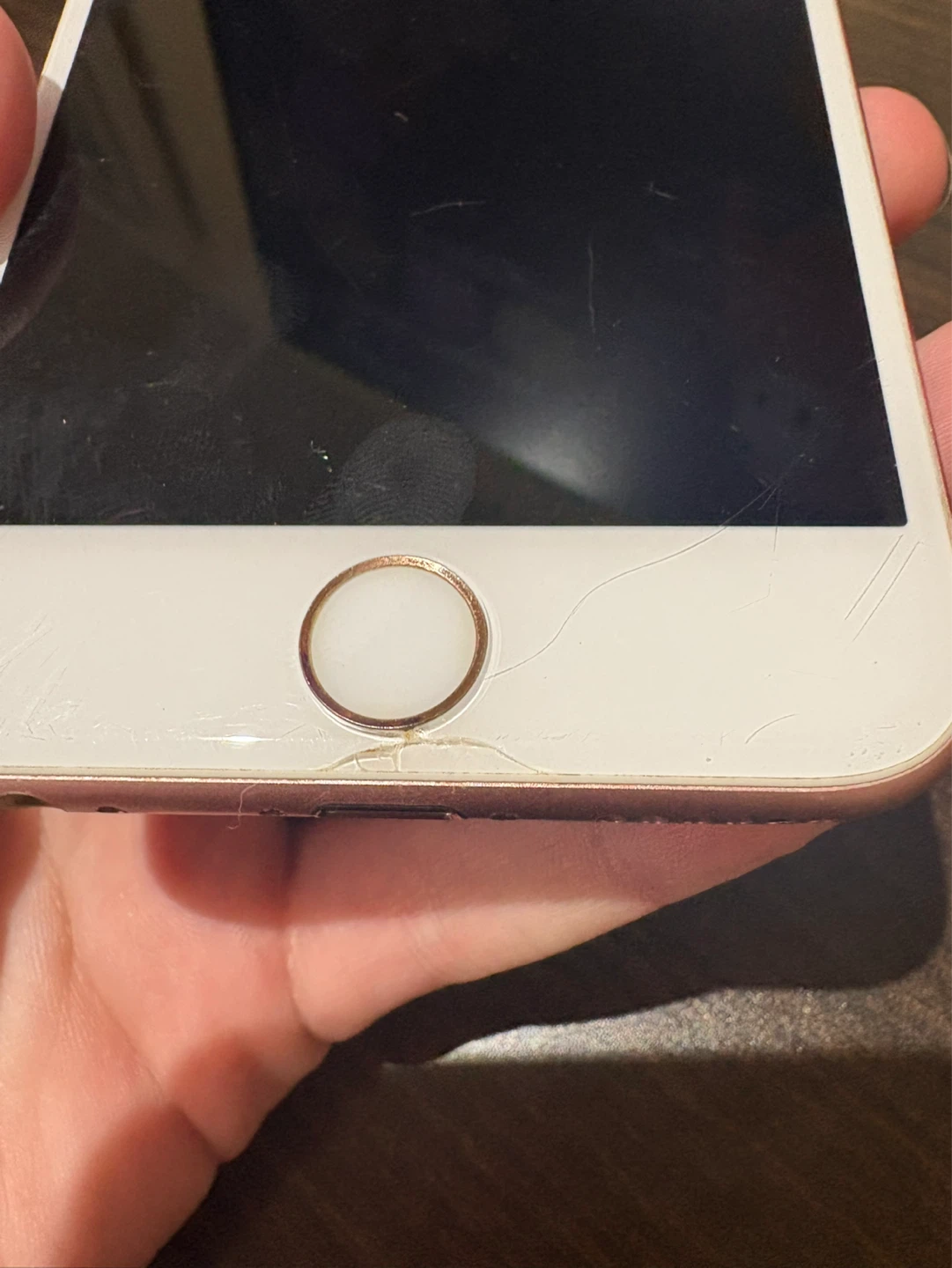 Rose Gold iPhone 6S - photo 3