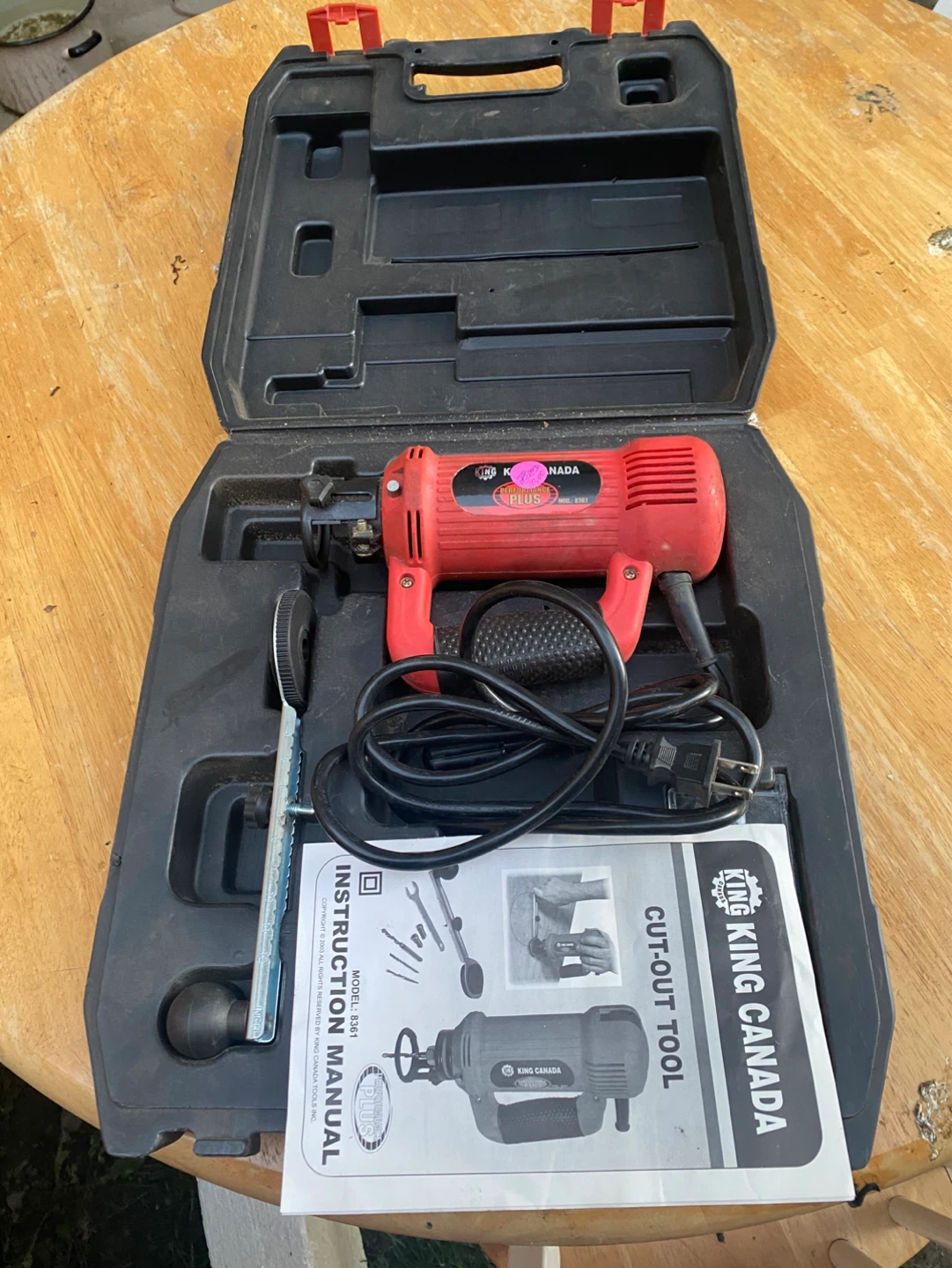 King Canada Cut-Out Tool with Case - photo 3
