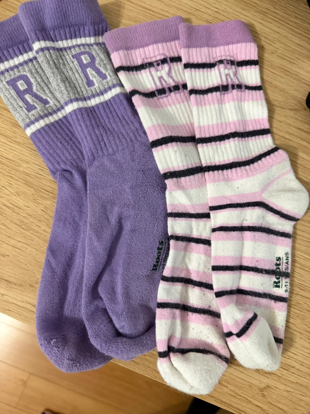 Roots Socks - Kids Size 9-11