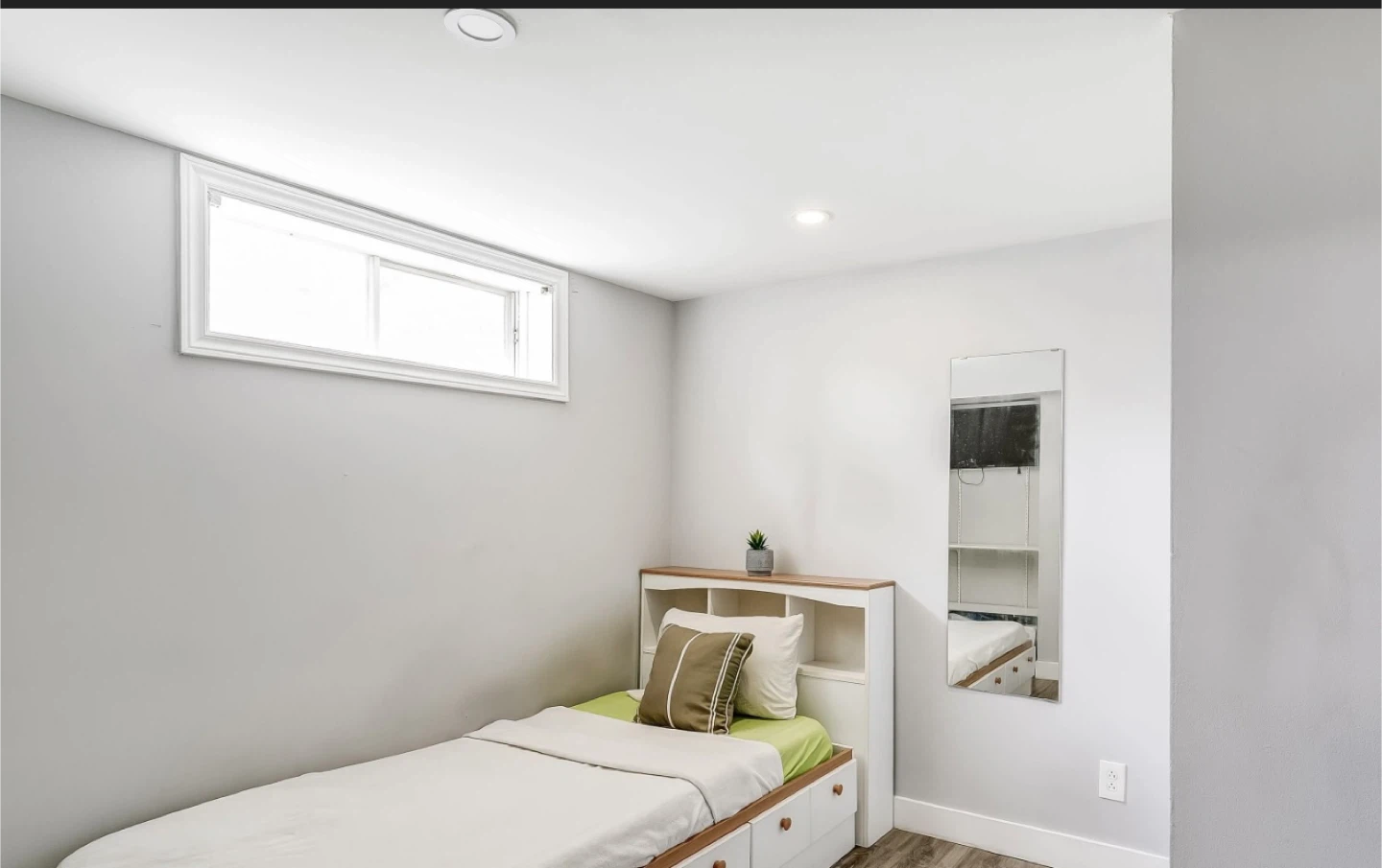 3 bedroom 1 bedroom basement for rent - photo 5