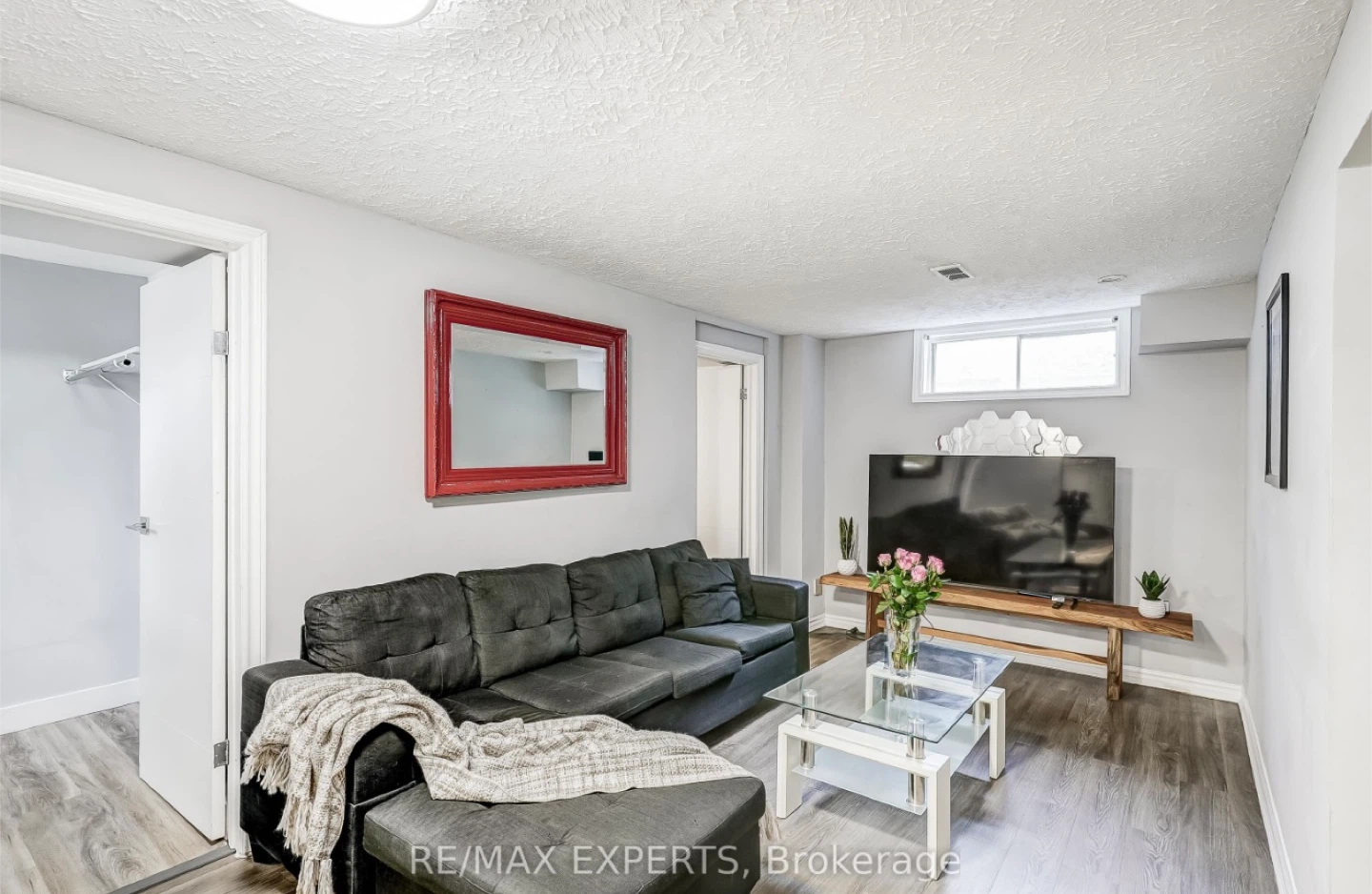 3 bedroom 1 bedroom basement for rent - photo 4