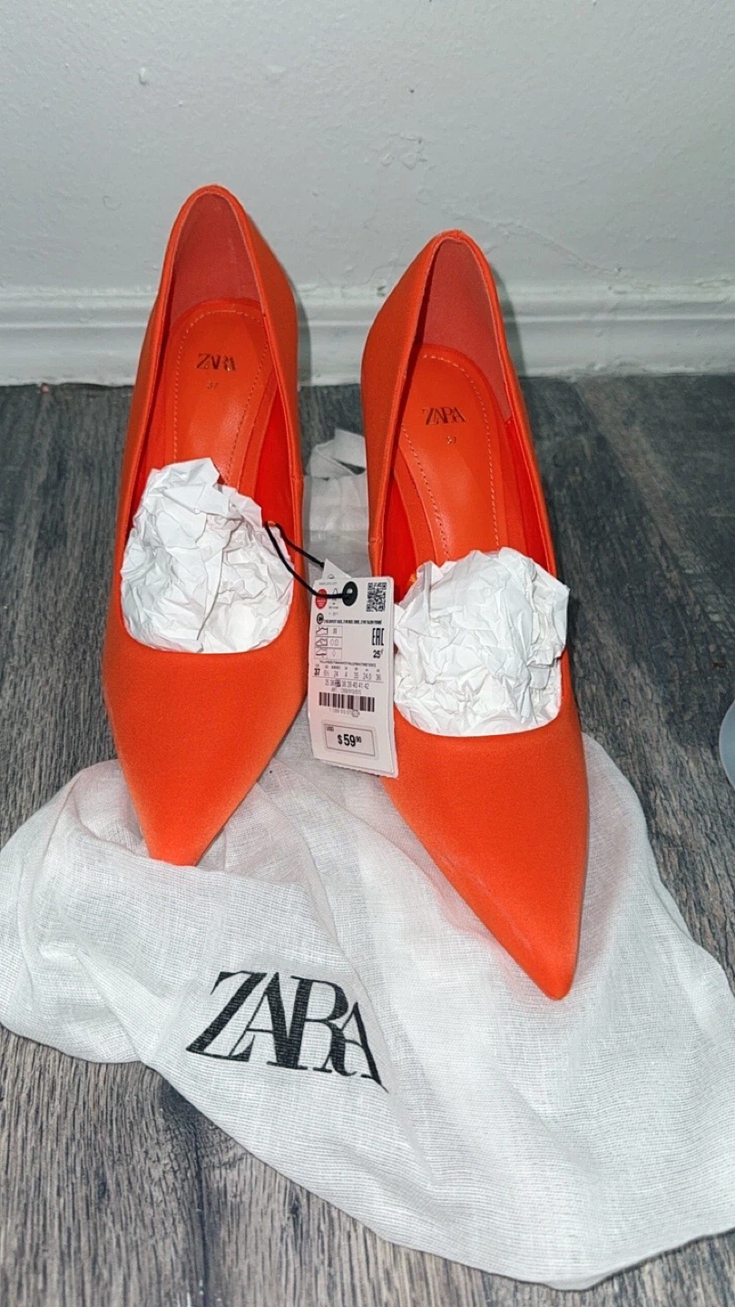 Zara Women's Orange Pointed Toe Heels Size 37
