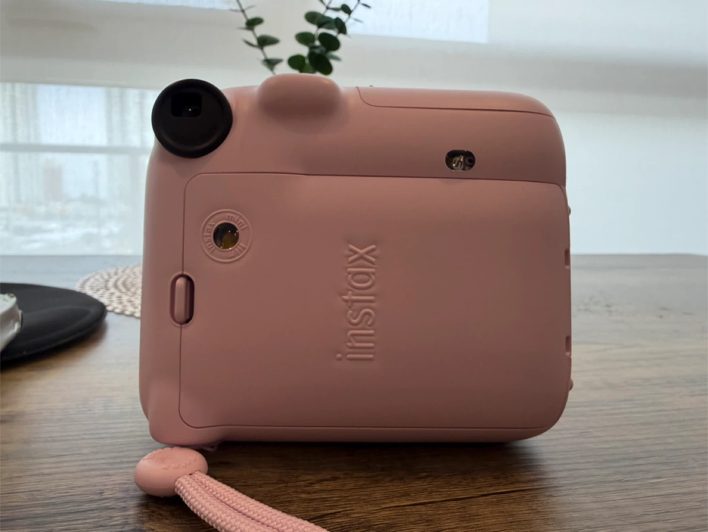 Fujifilm Instax Mini 12 Instant Camera - photo 2