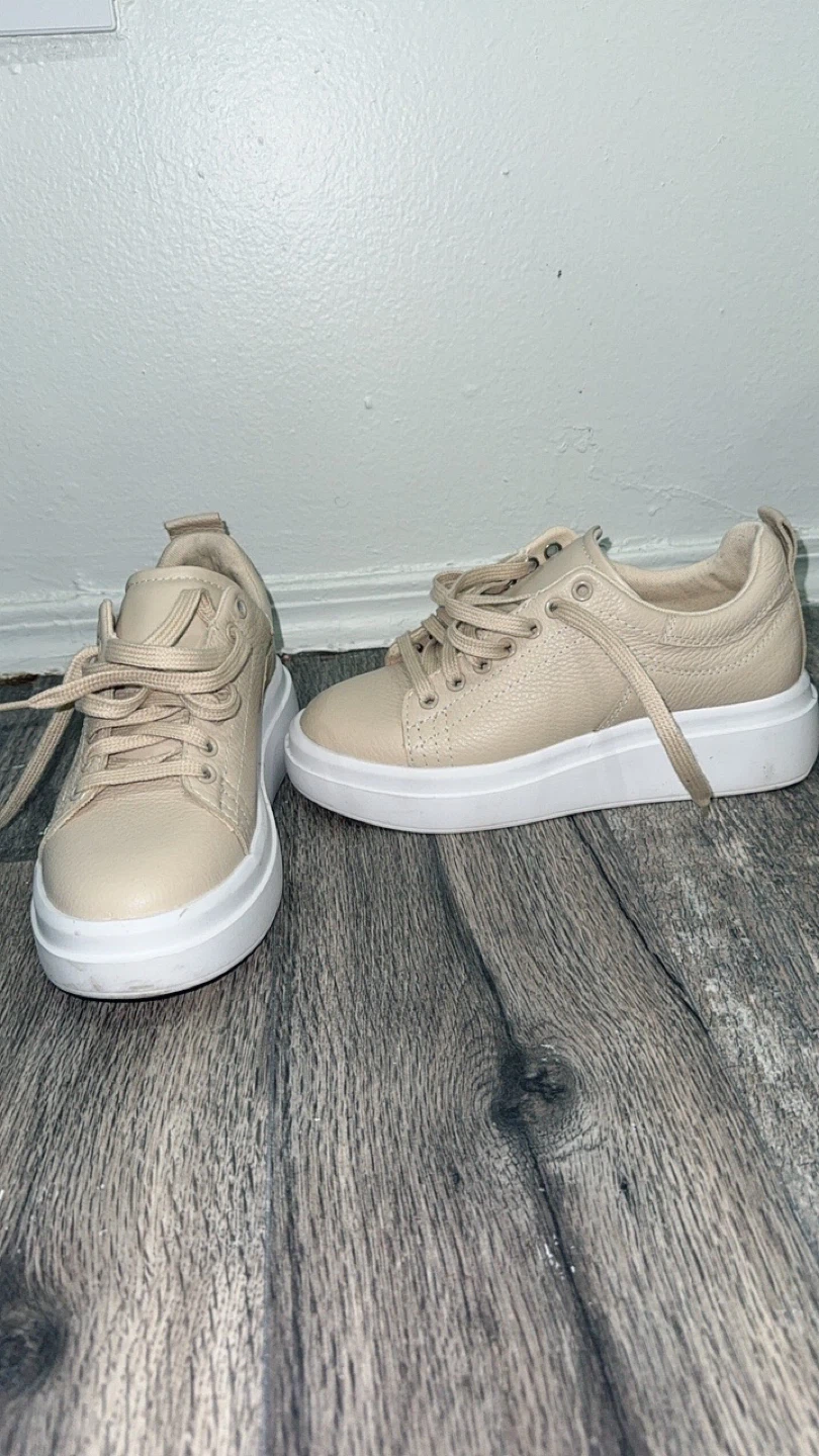 Zara Tan Leather Lace-Up Sneakers - photo 2