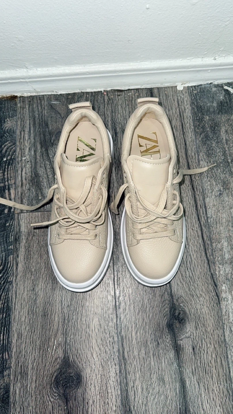 Zara Tan Leather Lace-Up Sneakers - photo 3