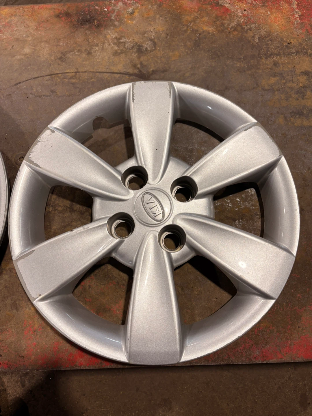 Kia Rio Hubcaps Wheel Cover 52960-1G500 - photo 4