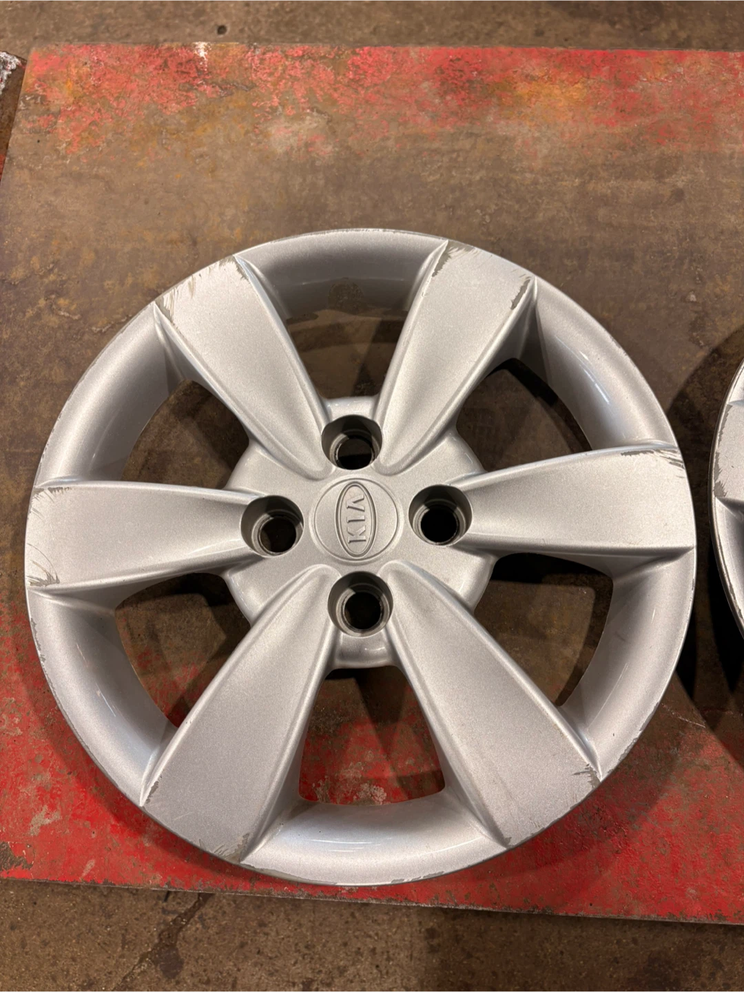 Kia Rio Hubcaps Wheel Cover 52960-1G500