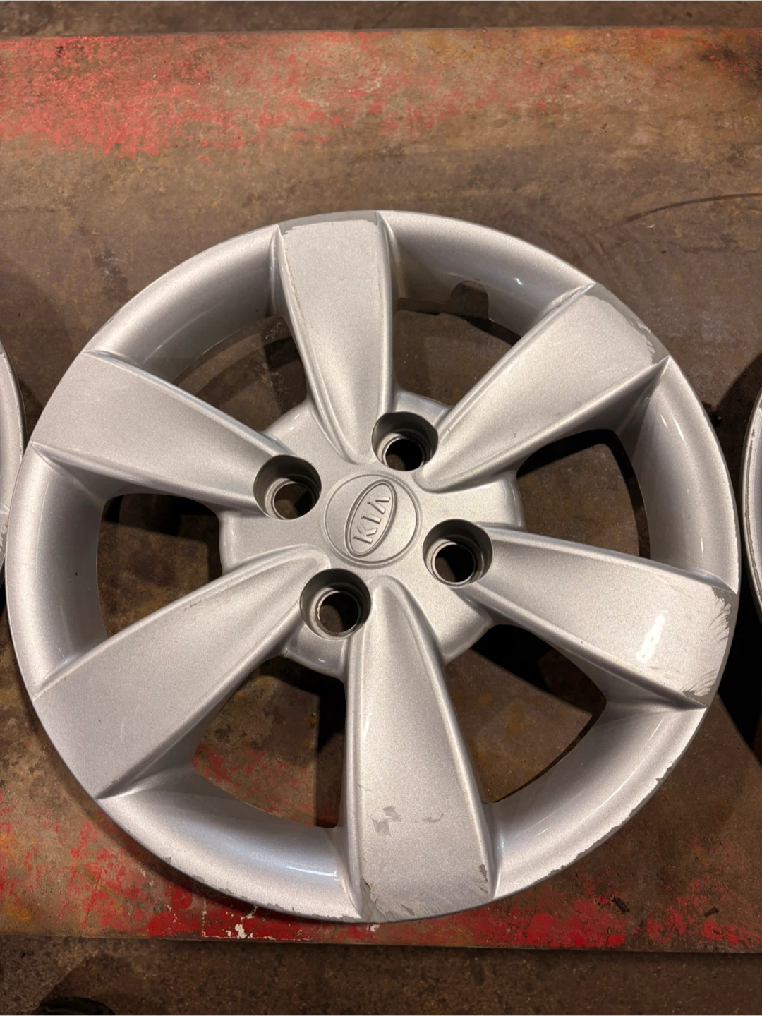 Kia Rio Hubcaps Wheel Cover 52960-1G500 - photo 3