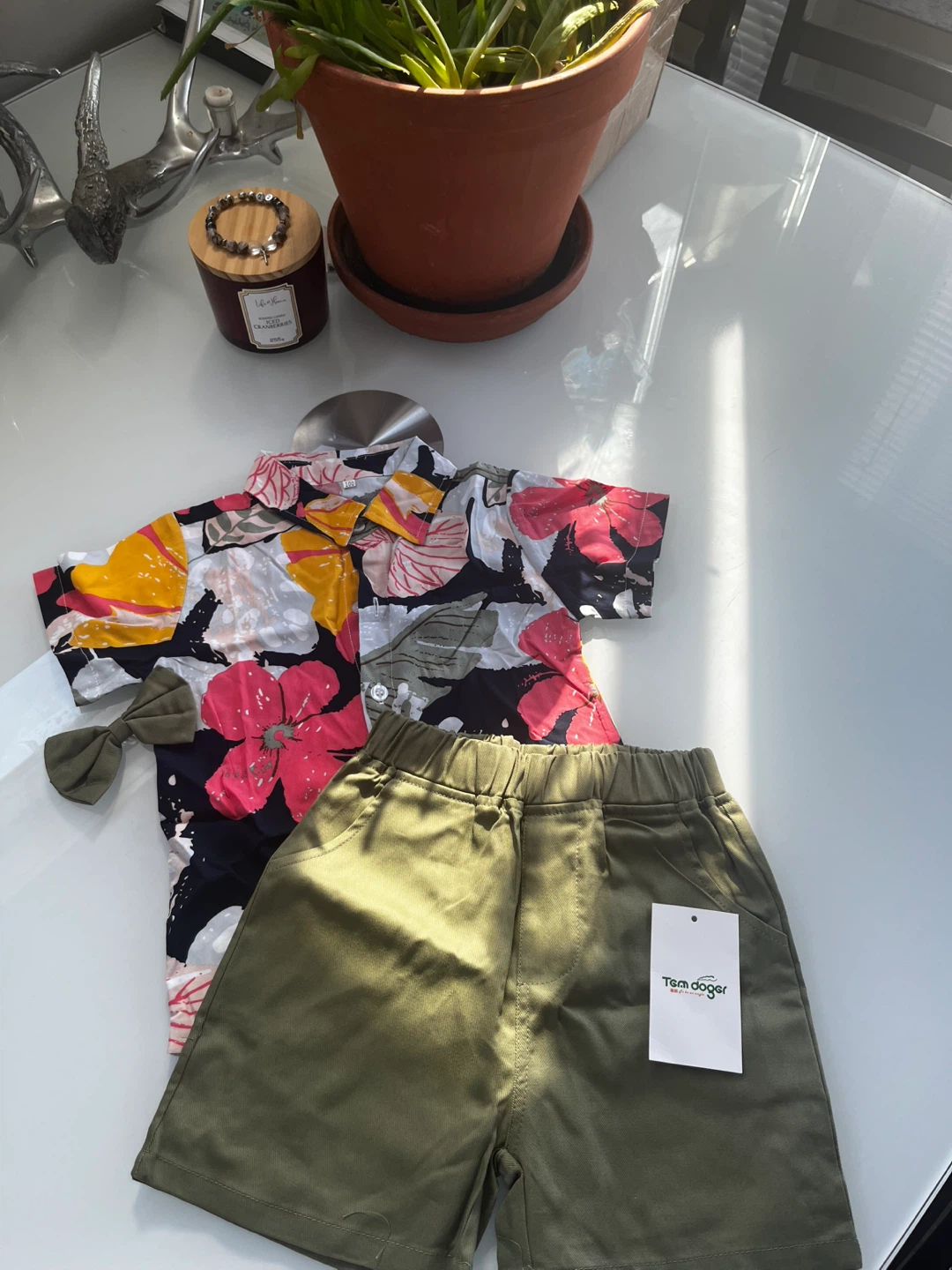 Toddler Boys Floral Shirt & Shorts Set with Bowtie - photo 2