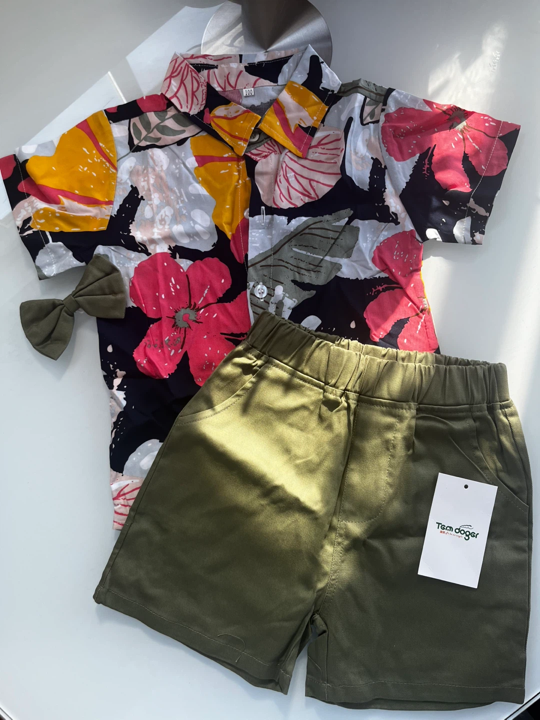 Toddler Boys Floral Shirt & Shorts Set with Bowtie