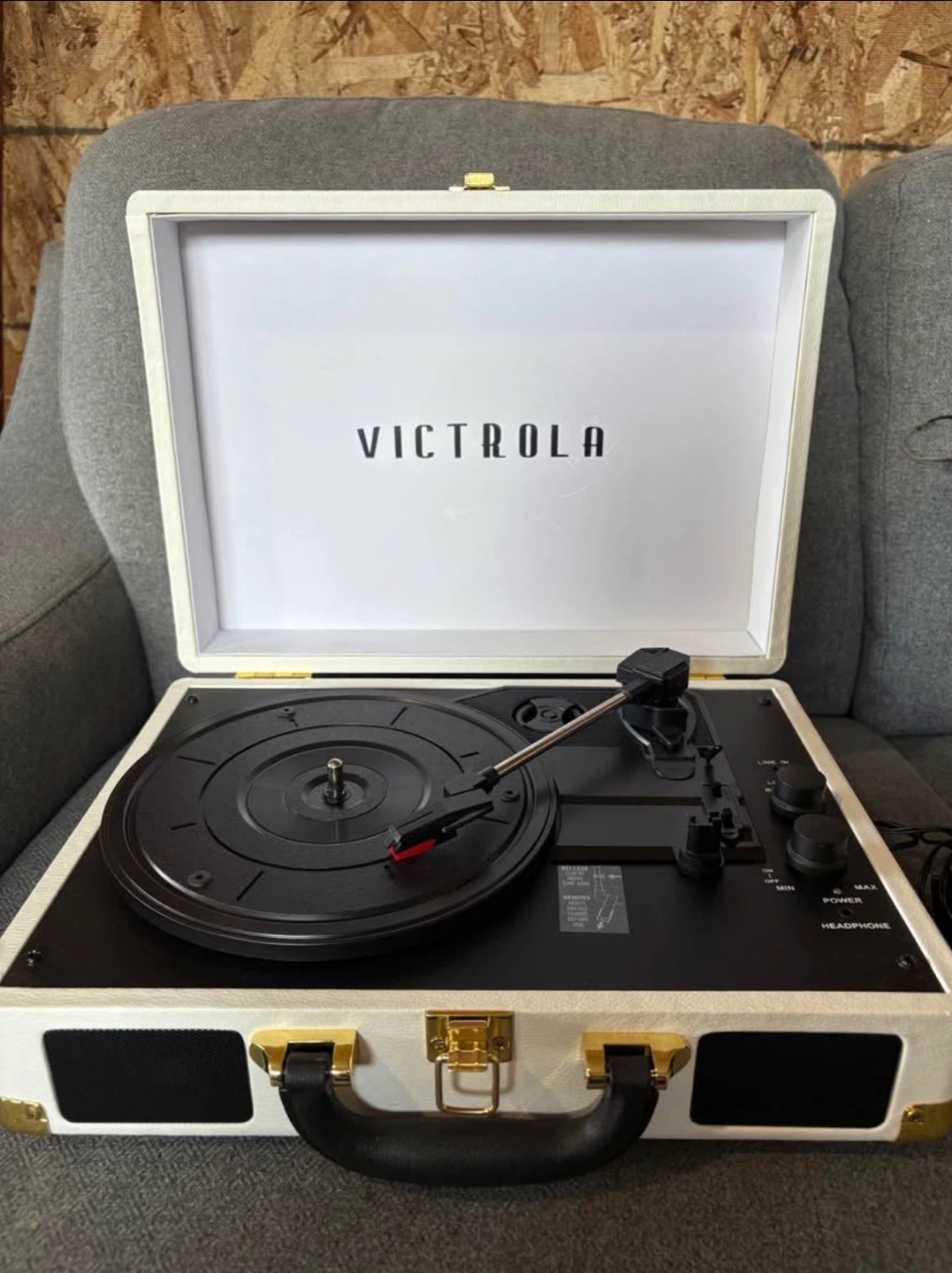 Victrola Vintage Suitcase Record Player - photo 2