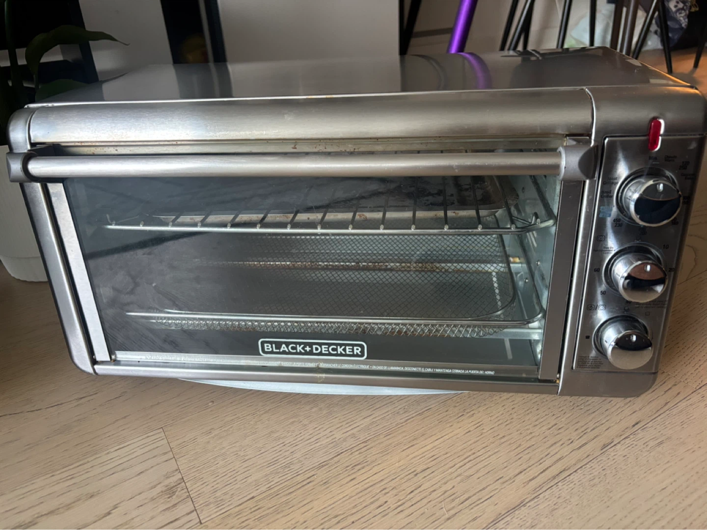 Toaster Oven - Black and Decker