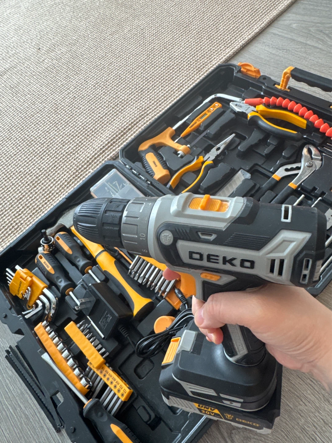 DEKO Power Drill Set (20V)& various tools.