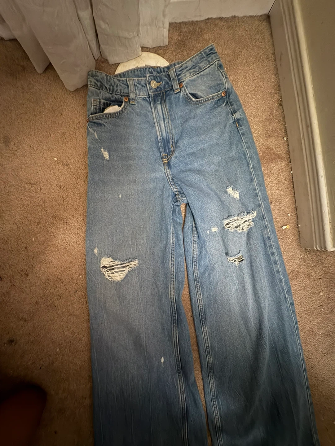 H&M Wide Leg Ripped Jeans