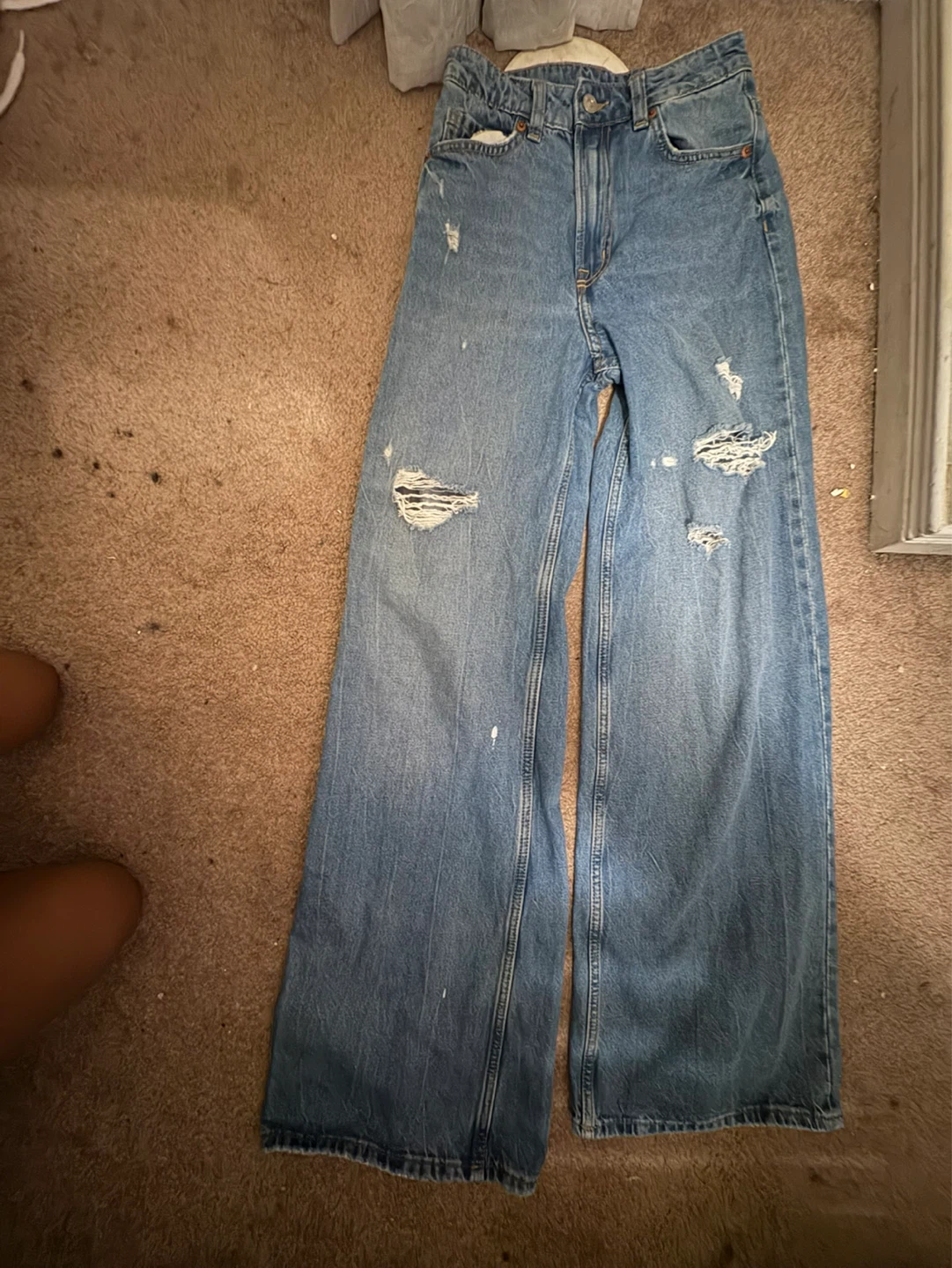 H&M Wide Leg Ripped Jeans - photo 2