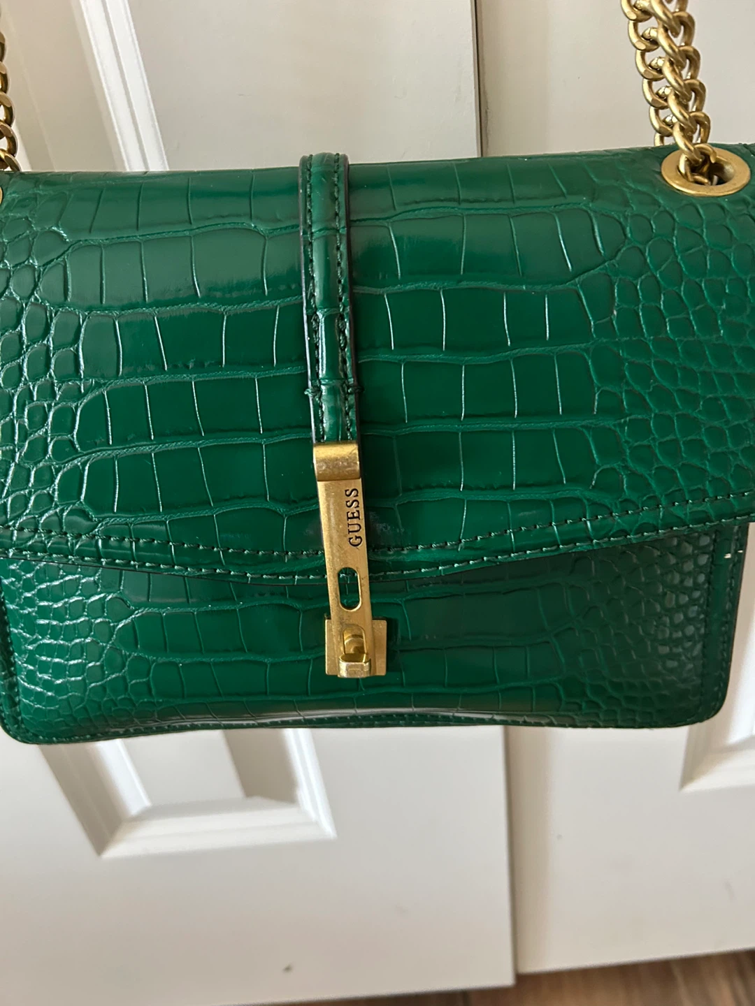 Guess Green Croc-Embossed Chain Shoulder Bag