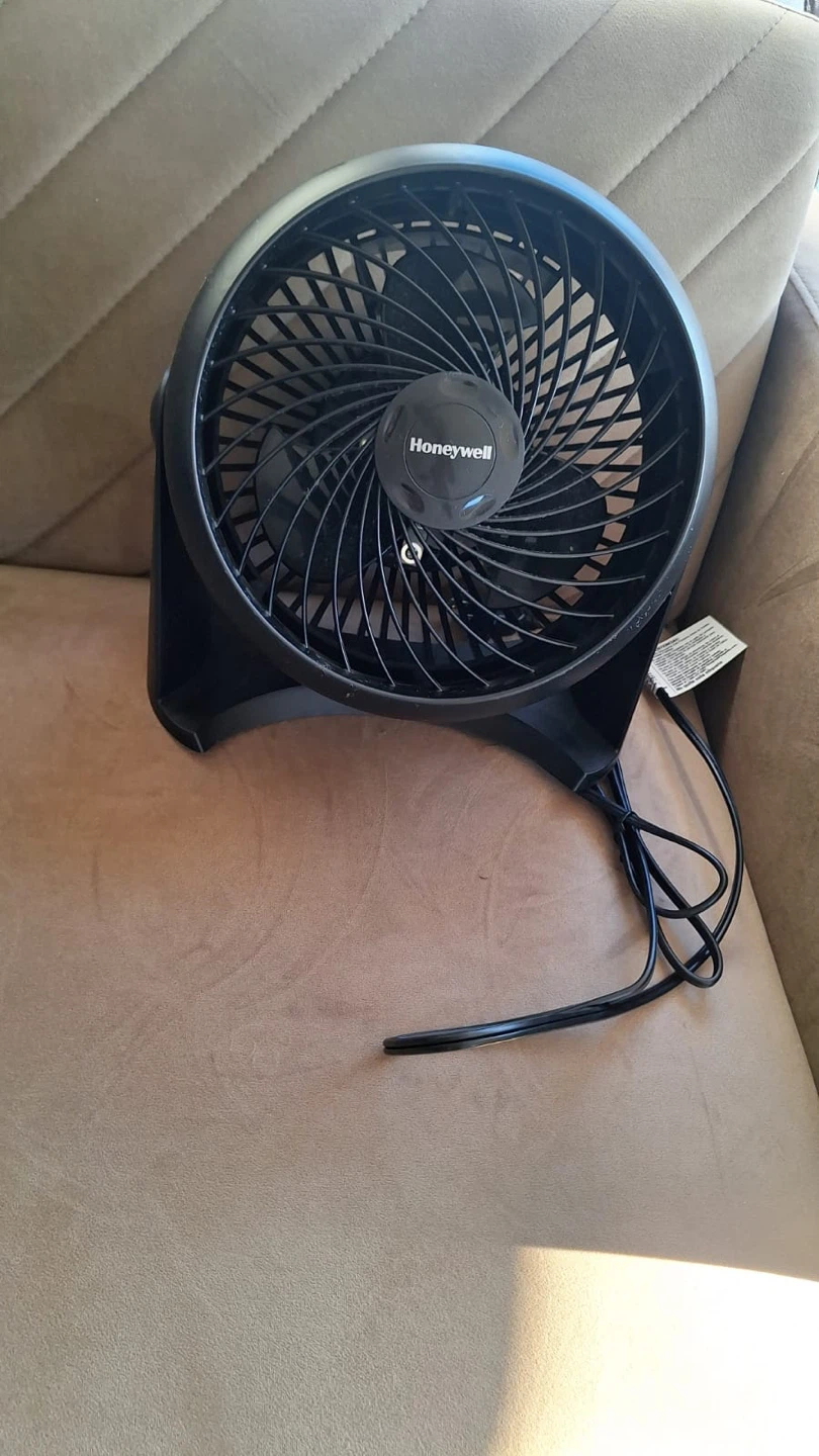 Honeywell Turbo Desk/Floor Fan