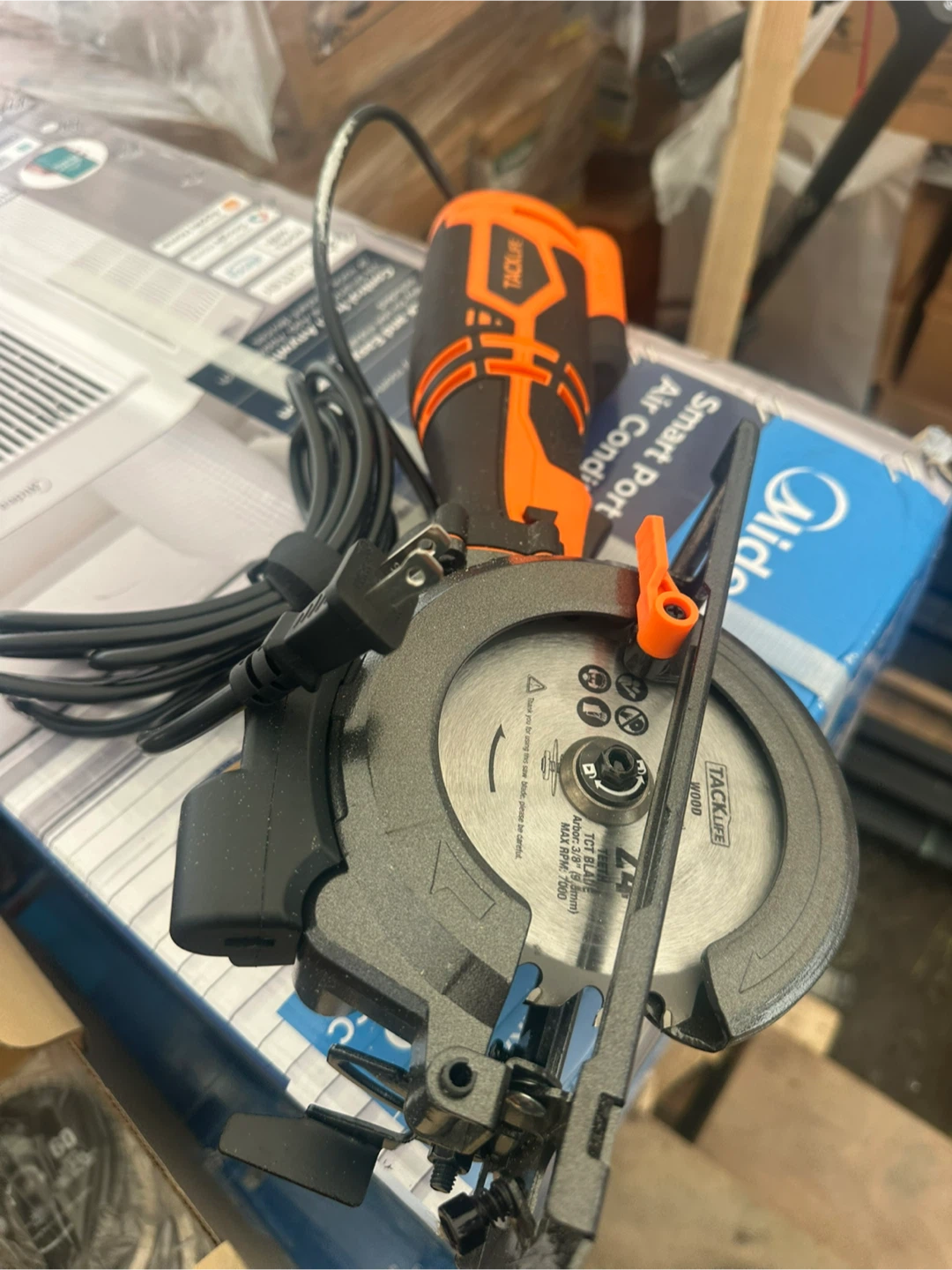 Tacklife Mini Circular Saw TCS115A With Laser Guide - photo 2