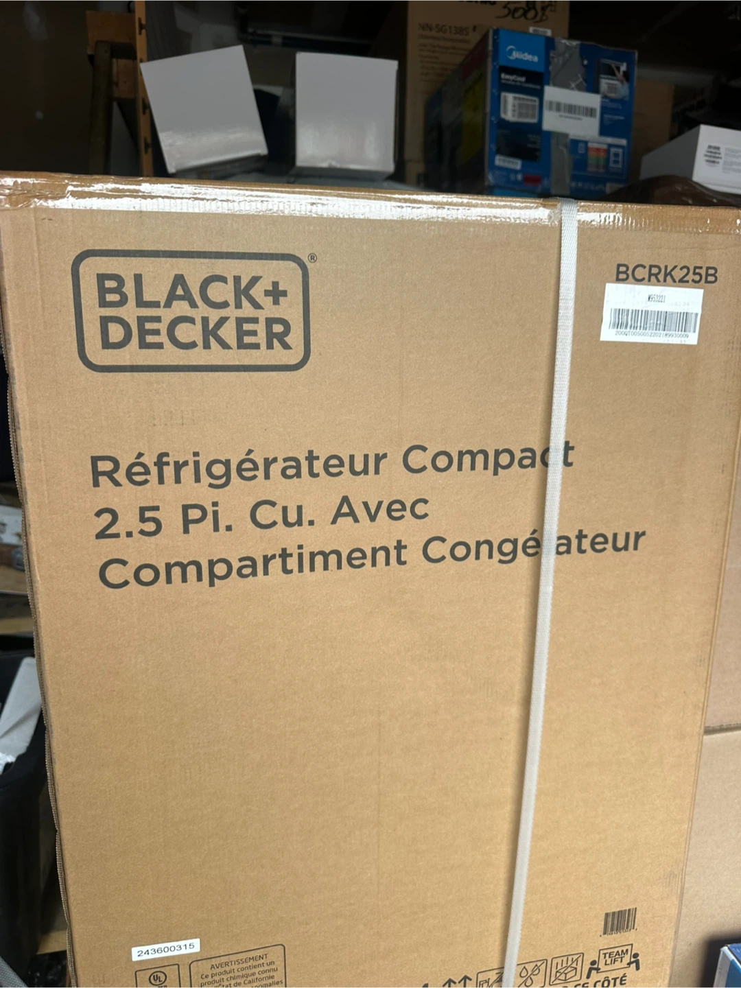 Black+Decker Compact Refrigerator 2.5 Cu. Ft. - photo 3