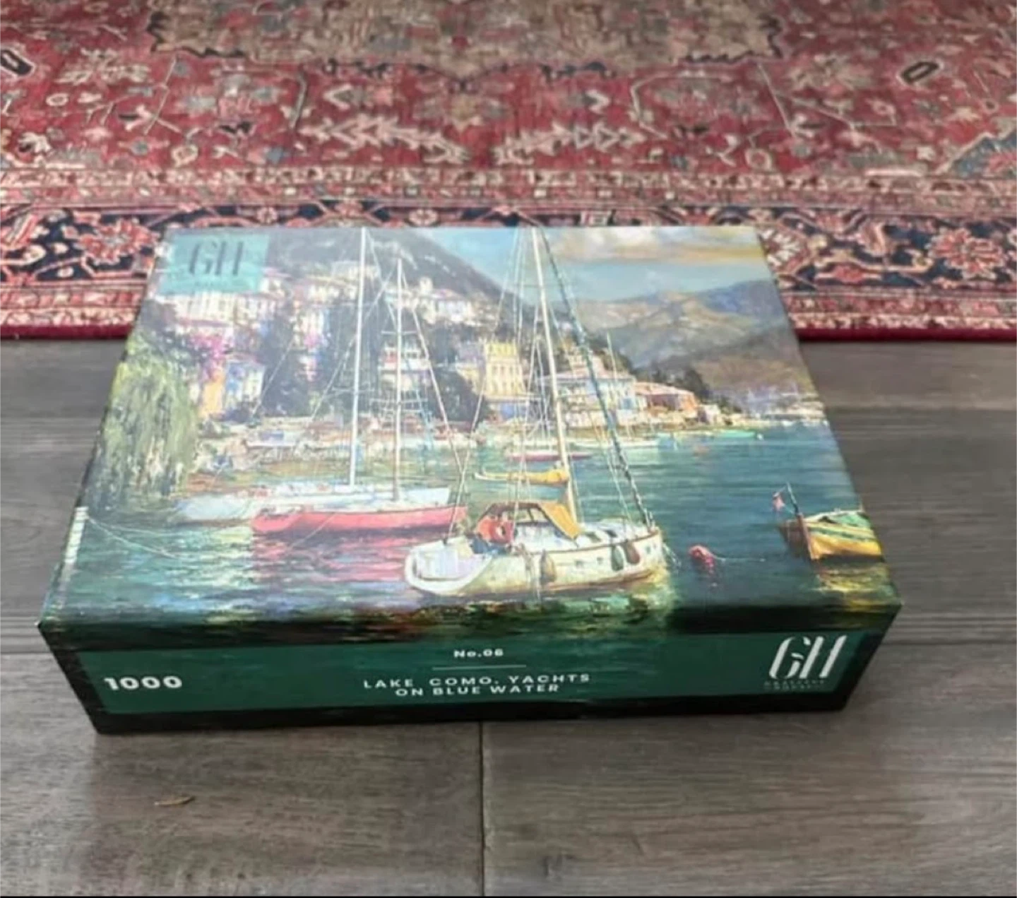 GH 1000 Piece Jigsaw Puzzle - Lake Como Yachts on Blue Water