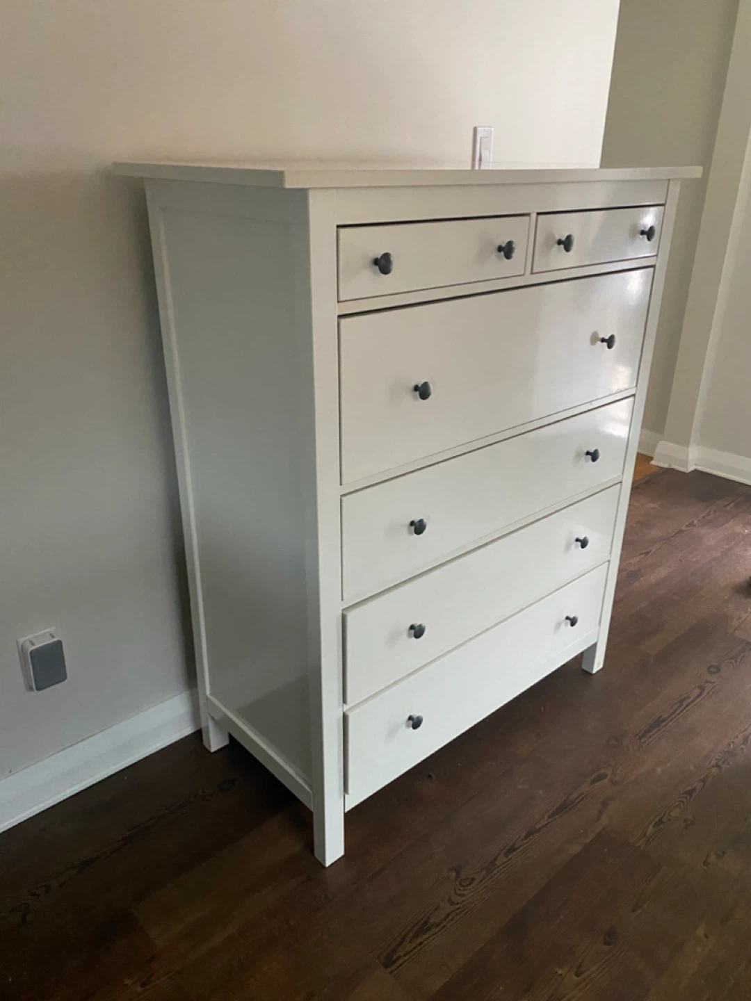White 6-Drawer Dresser - photo 2