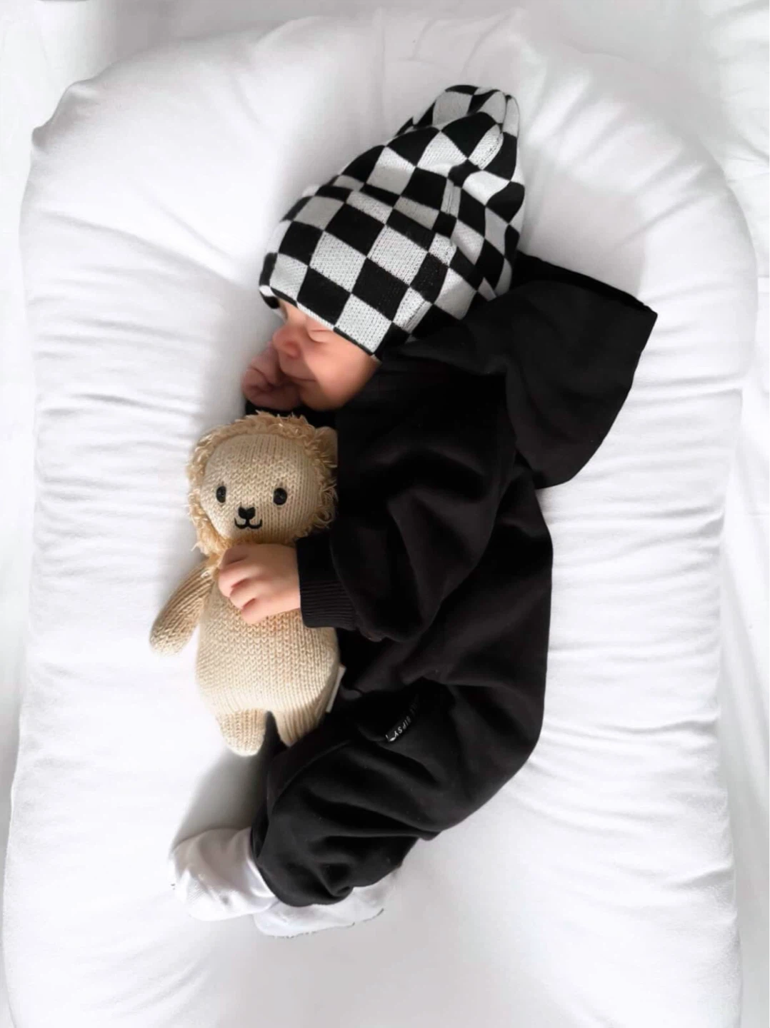 Black and White Checkered Baby Beanie Hat - photo 4