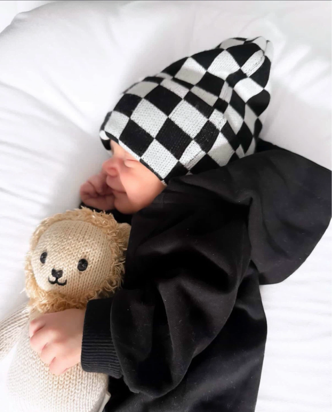 Black and White Checkered Baby Beanie Hat - photo 3