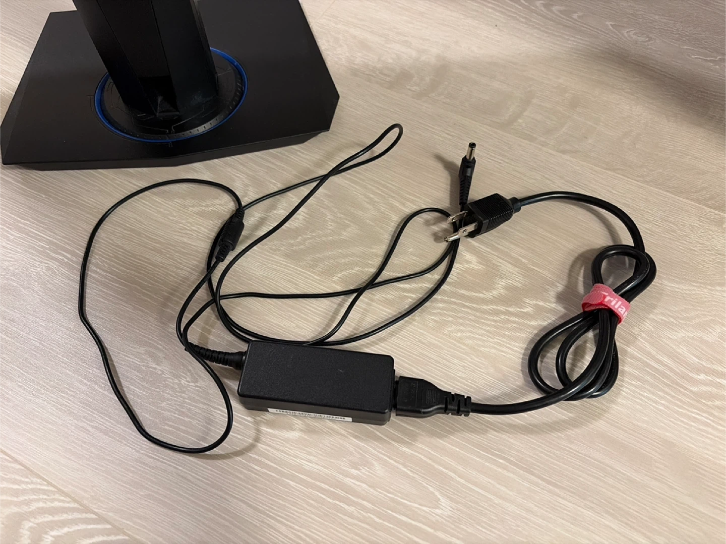 ASUS VG245H Gaming Monitor - photo 3