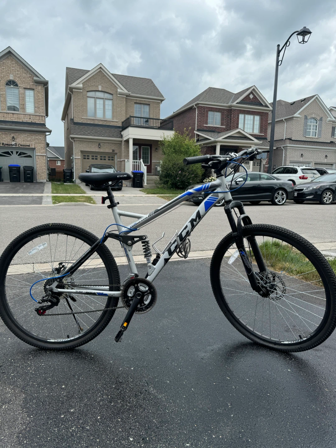 CCM "X-4 Link" Full Suspension Mountain Bike