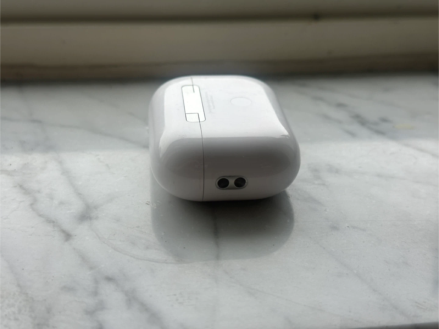 Apple Airpods 2 Pro Charging Case 1th Gen Lighting Port - photo 3