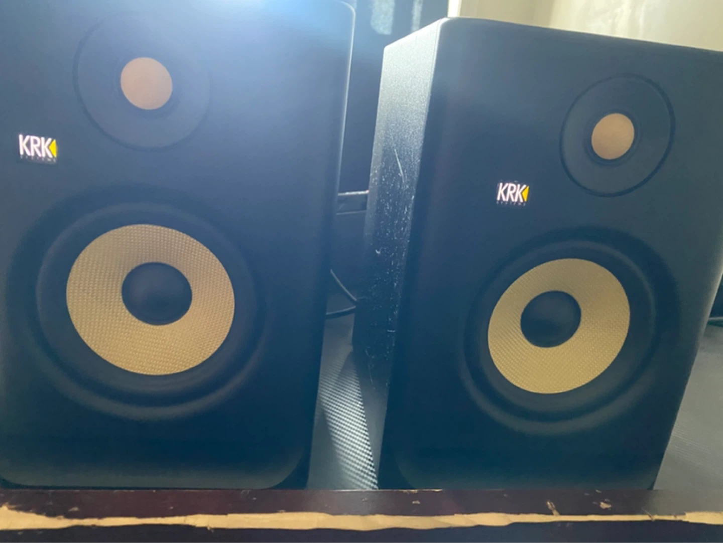 2 KRK Rokit 5 Bi-Amplified Monitor Speakers - photo 3