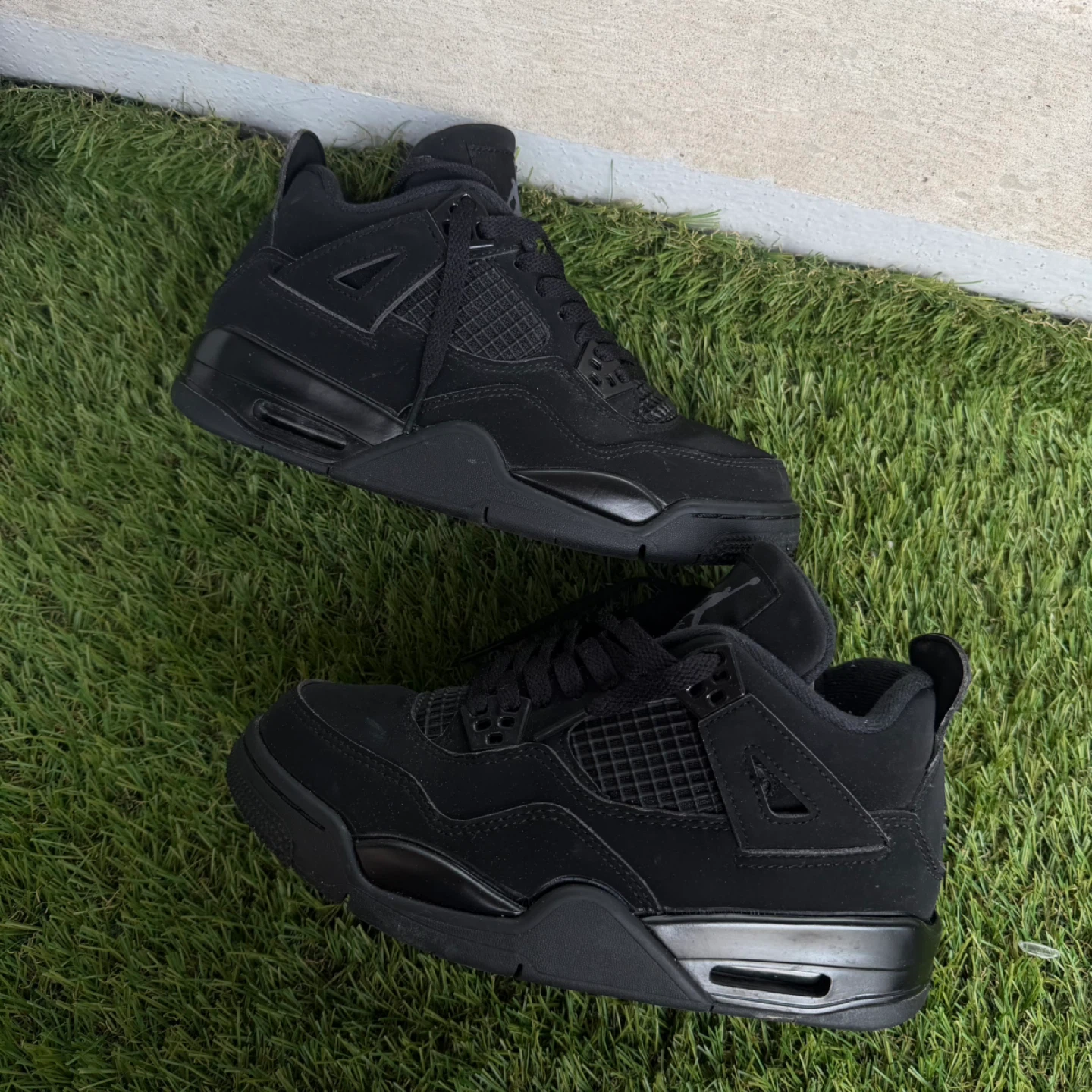 Jordan 4 Black Cat