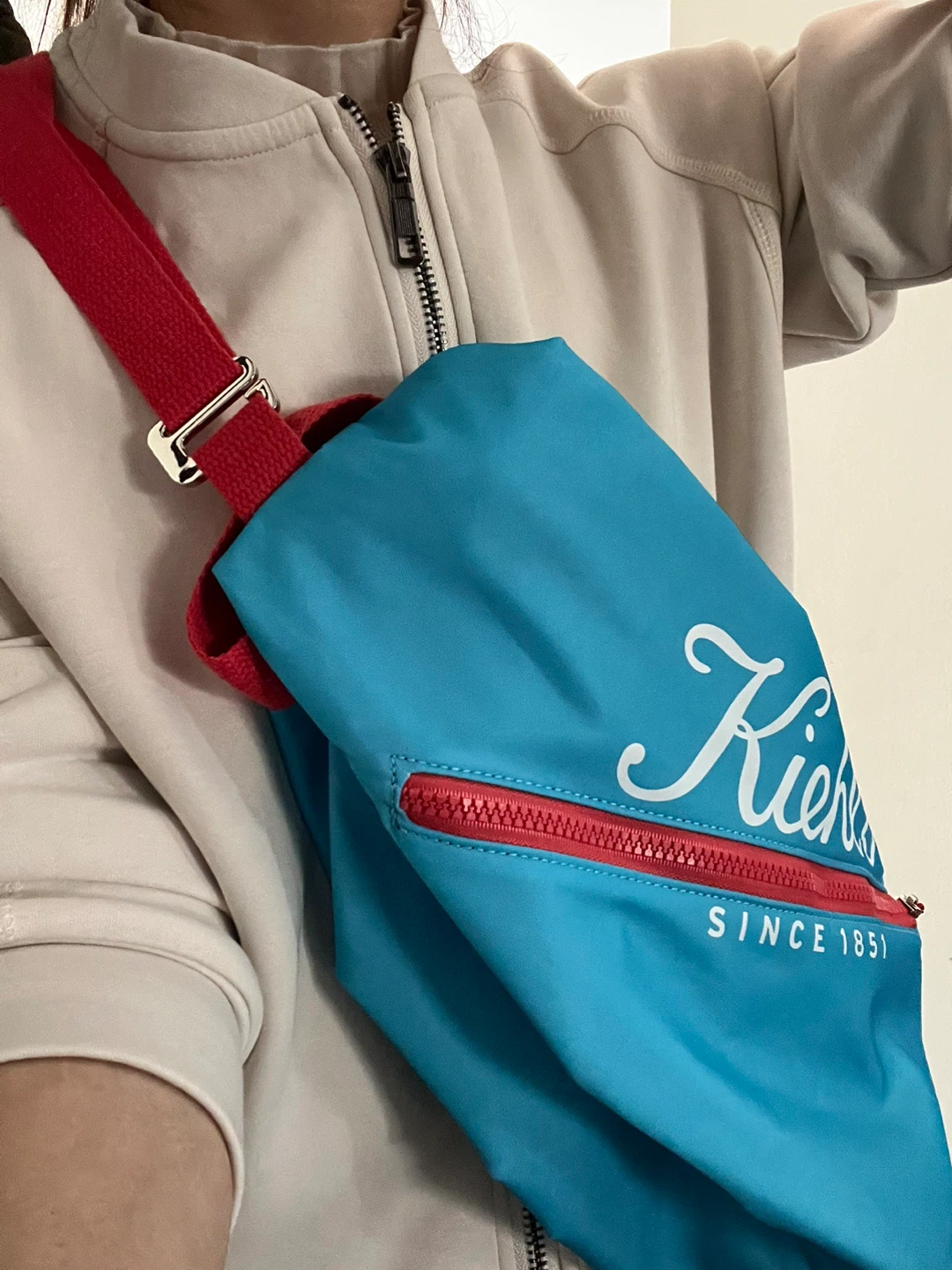 Kiehl's Since 1851 Blue and Red Nylon Shoulder Bag