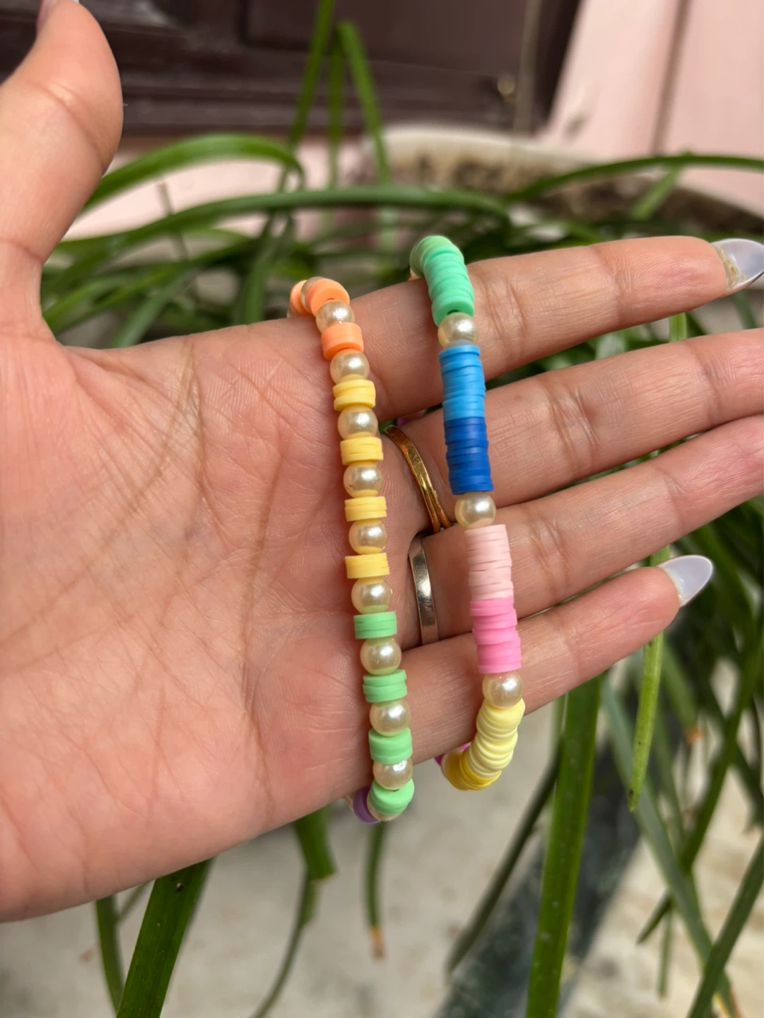 Set of 10 Colourful Beaded Bracelets - photo 4