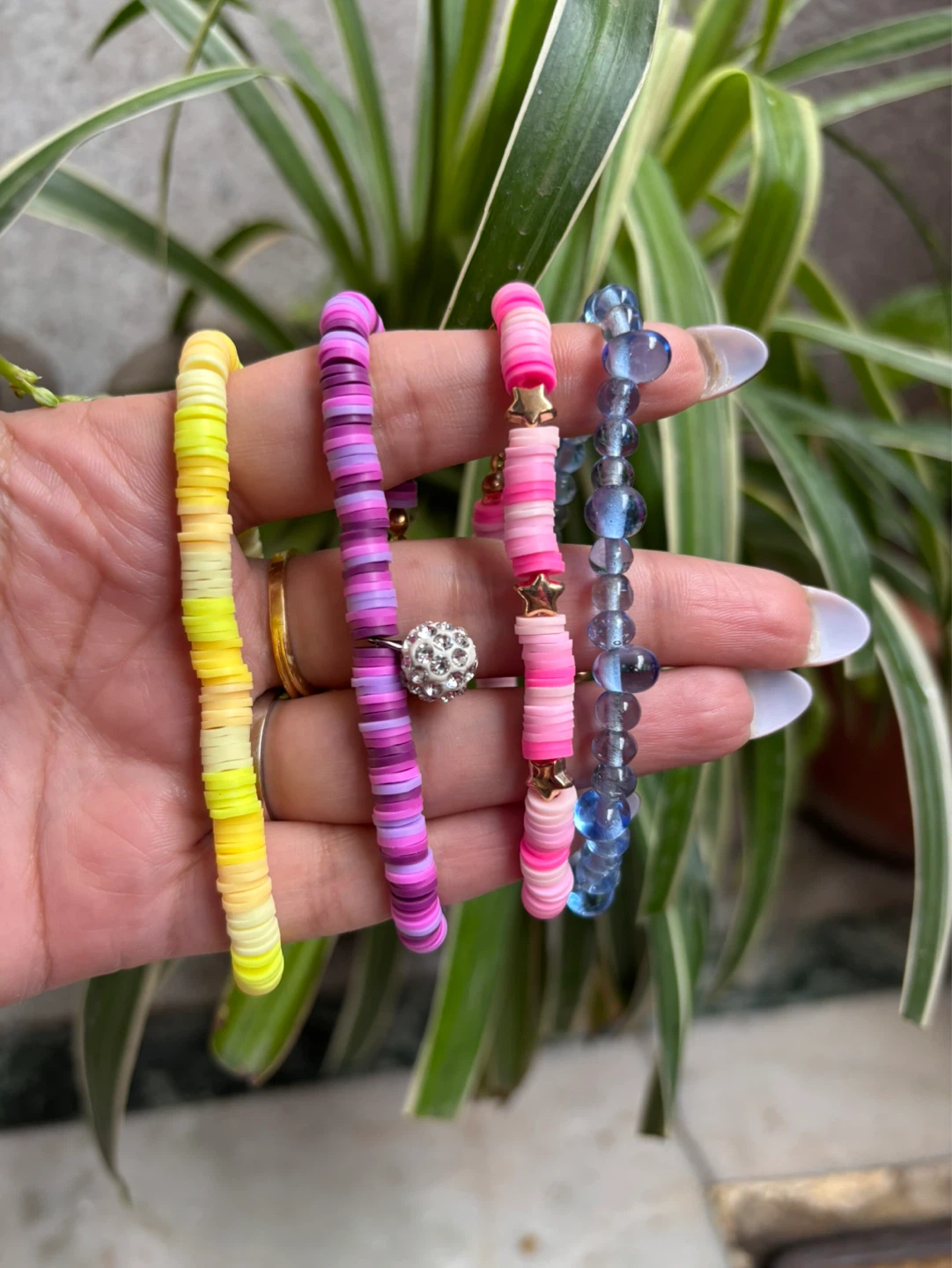 Set of 10 Colourful Beaded Bracelets - photo 2