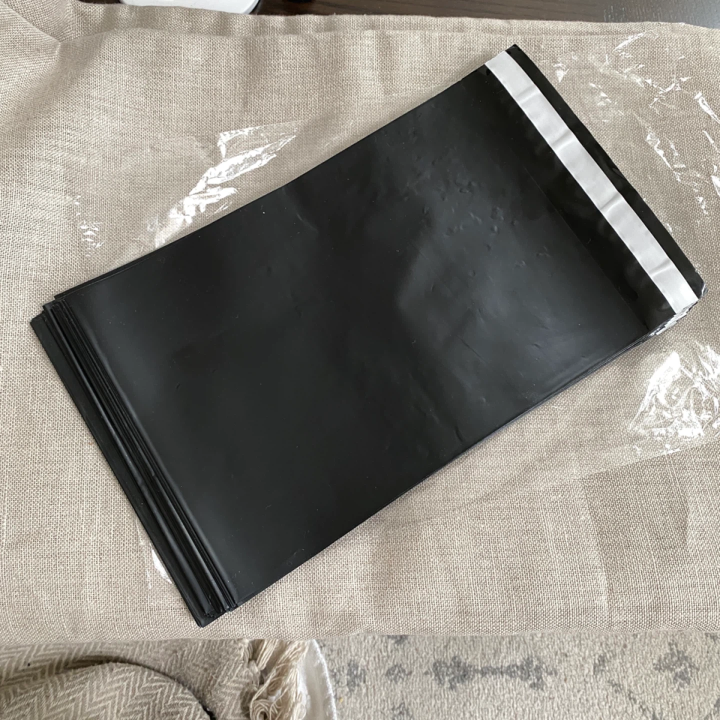 50 Black 7 1/2” x 12”  Poly mailers