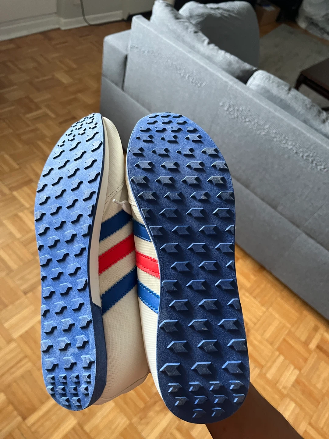 Adidas Sneakers Size 9.5 US White/Blue/Red - photo 4