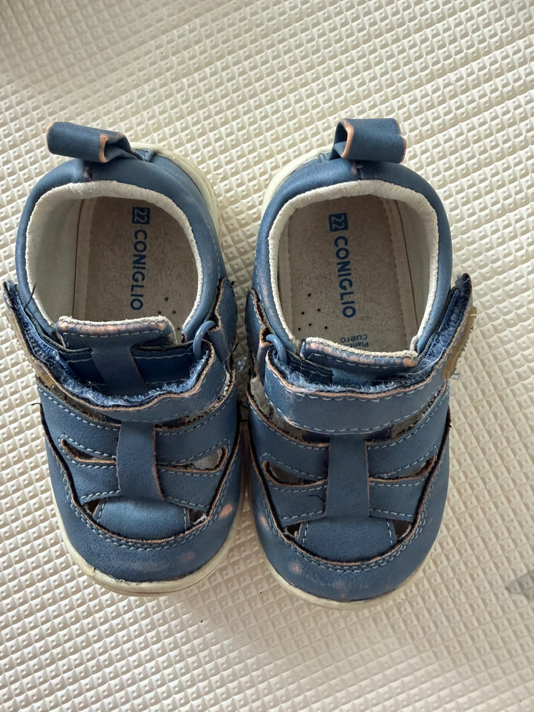CONIGLIO Blue Toddler Shoes Size 22