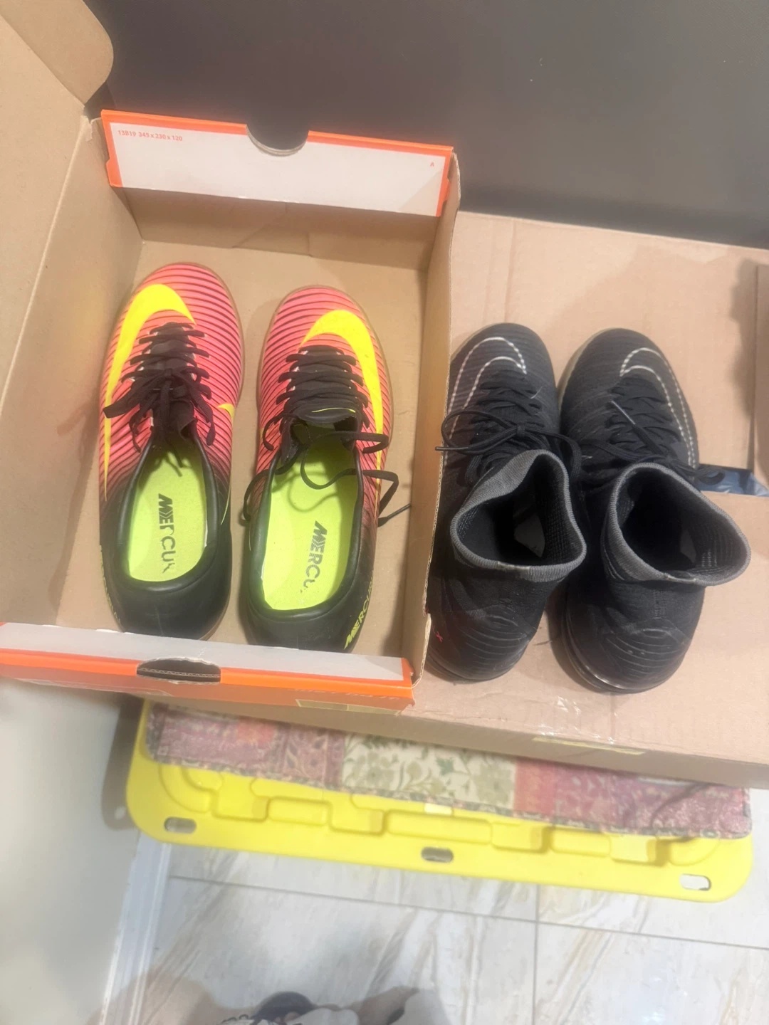 Nike Mercurial Soccer Cleats -  size 9/10