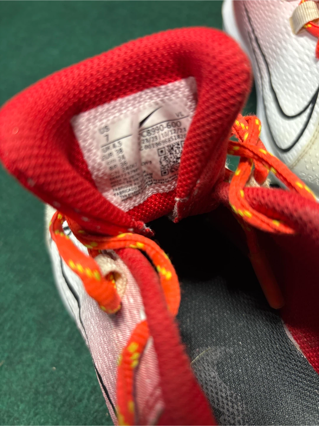 Nike Hyperdiamond 4 Softball Cleats - US Size 7 - photo 3