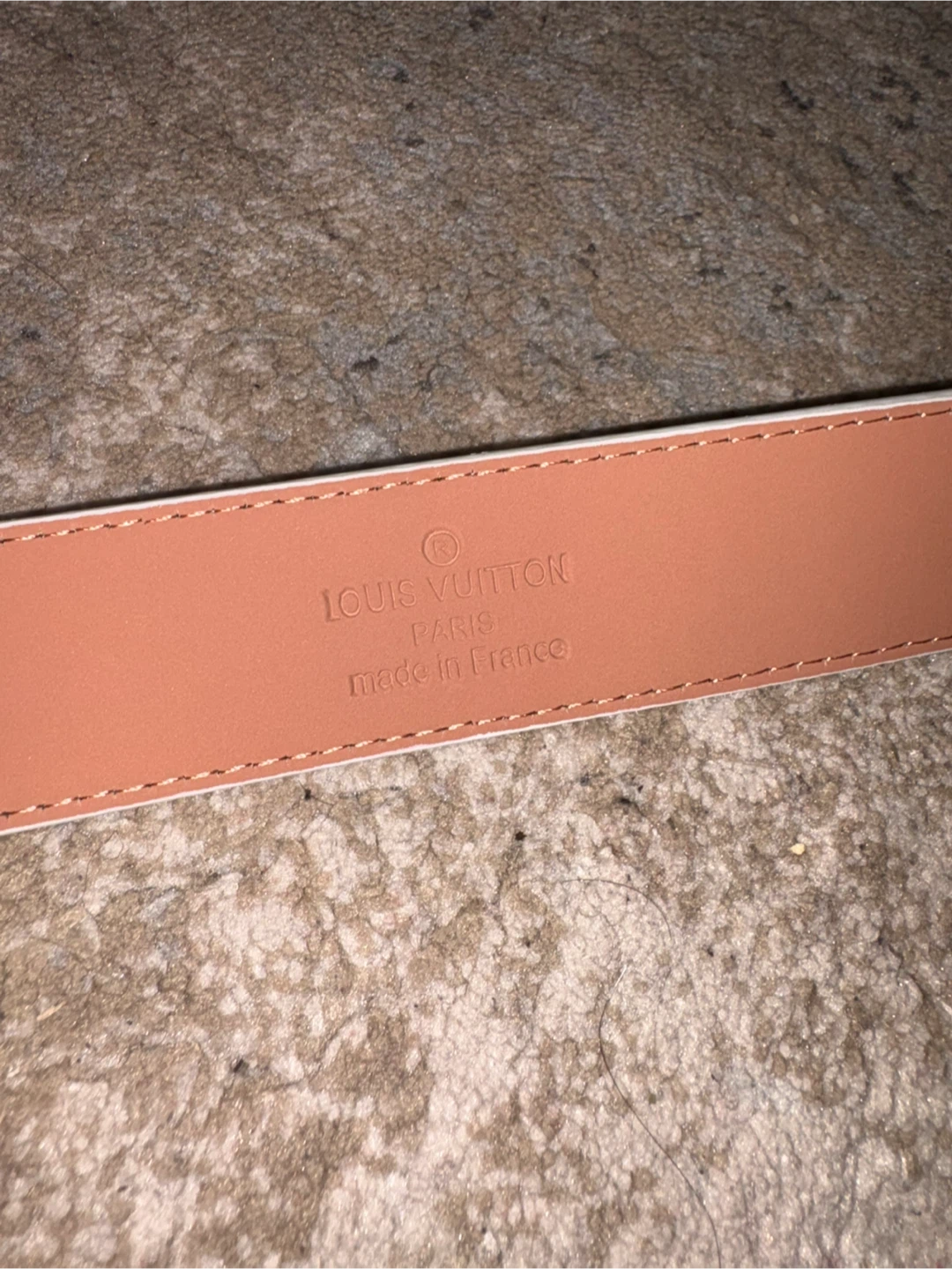 White and gold lv belt - photo 3