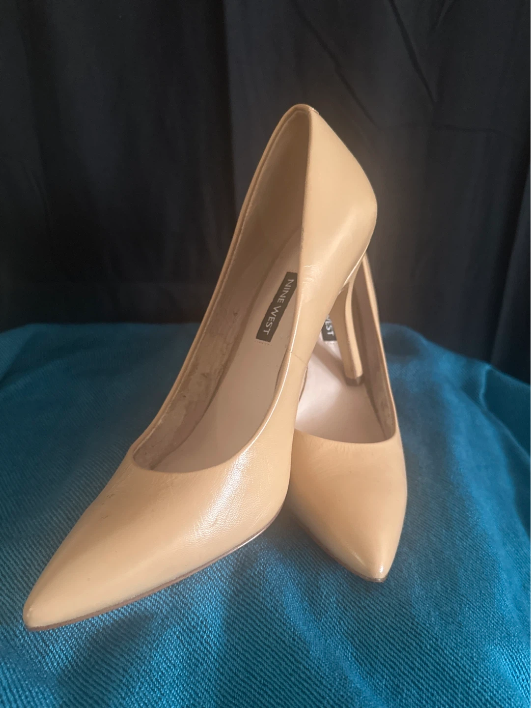 Nine West Women's Tan Leather Pointed Toe Heels