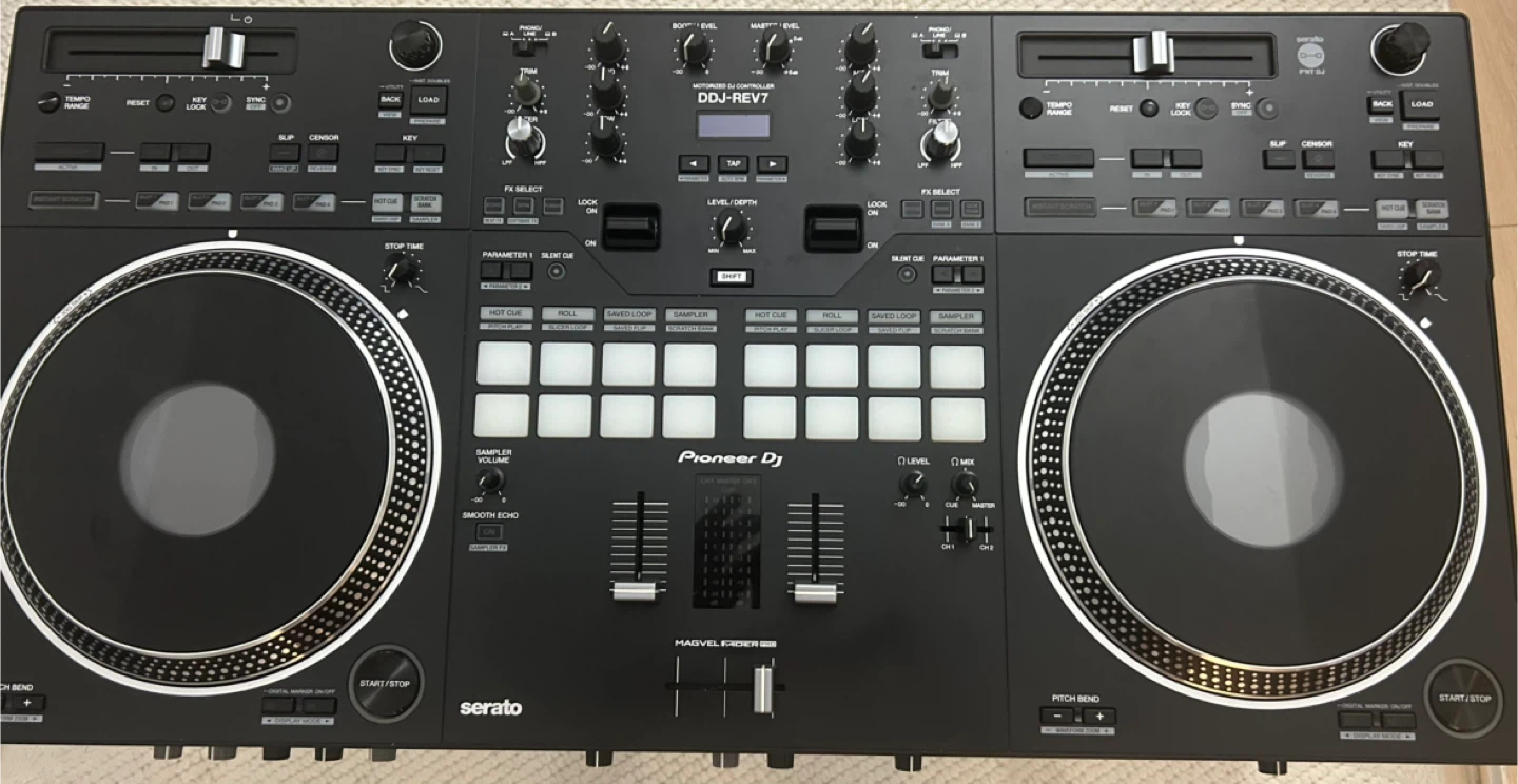 Pioneer DJ DDJ-REV7 DJ Controller with Serato
