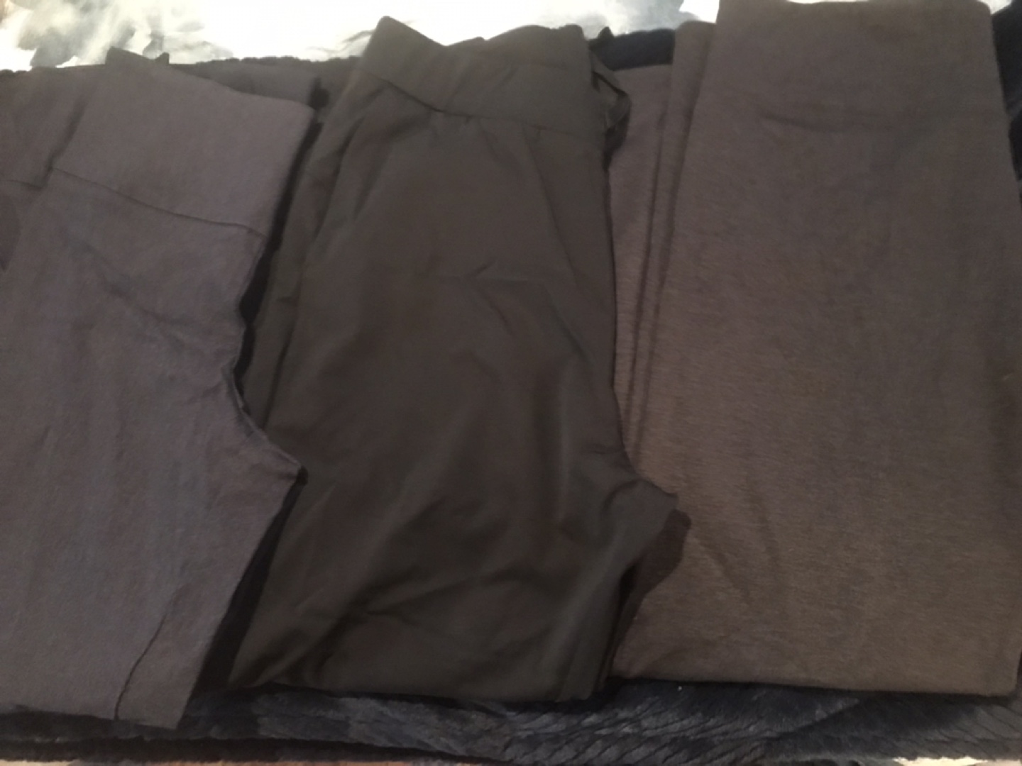 Bundle of 3 Woman’s yoga pants