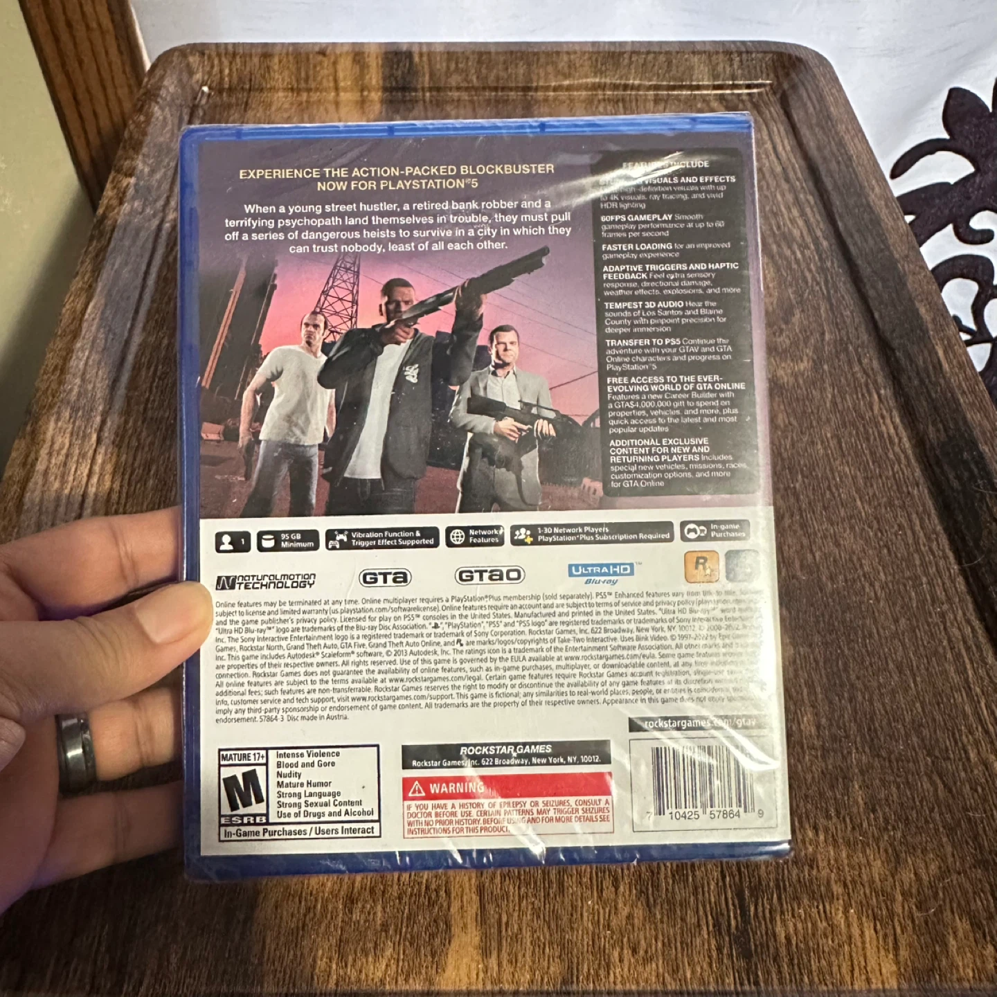 Grand Theft Auto V - PS5 - photo 2